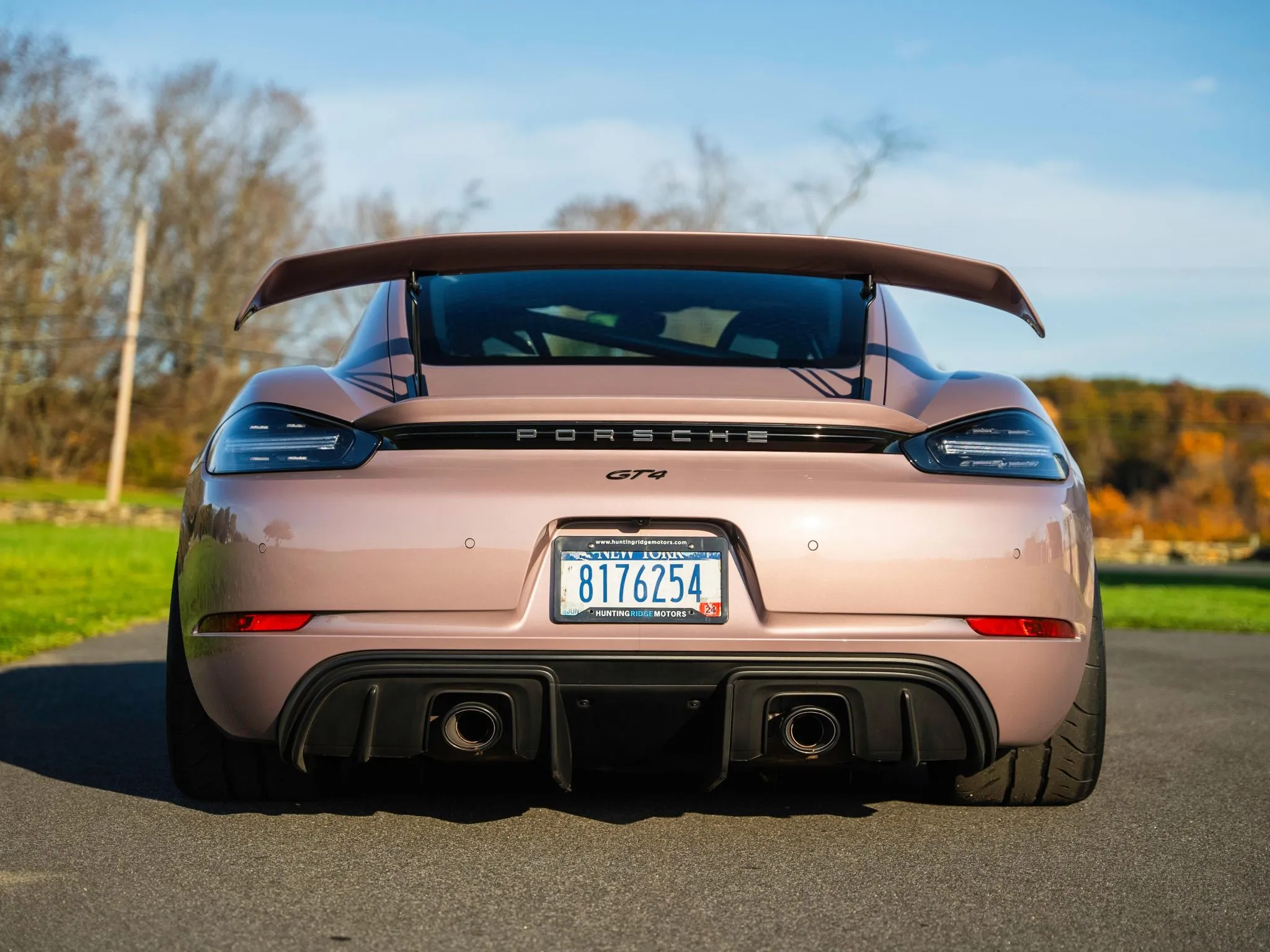 2022 Porsche 718 Cayman GT4 in Frozen Berry Metallic