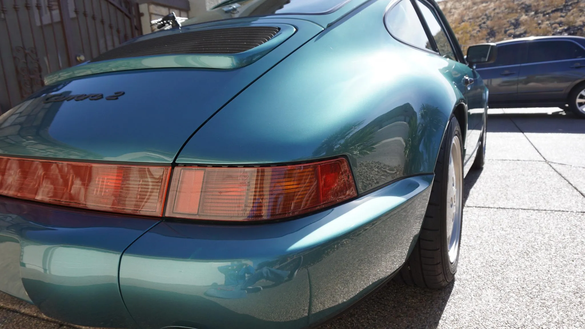 1991 Porsche 911 Carrera 2 Coupe In Ultraviolet