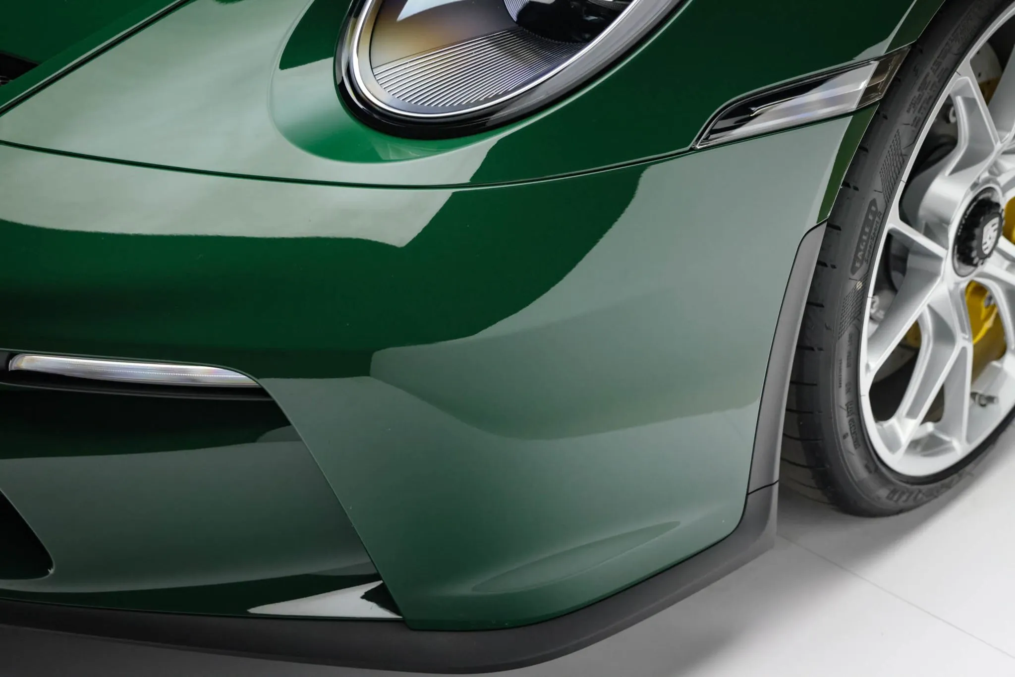 2022 Porsche 911 GT3 Touring in British Racing Green