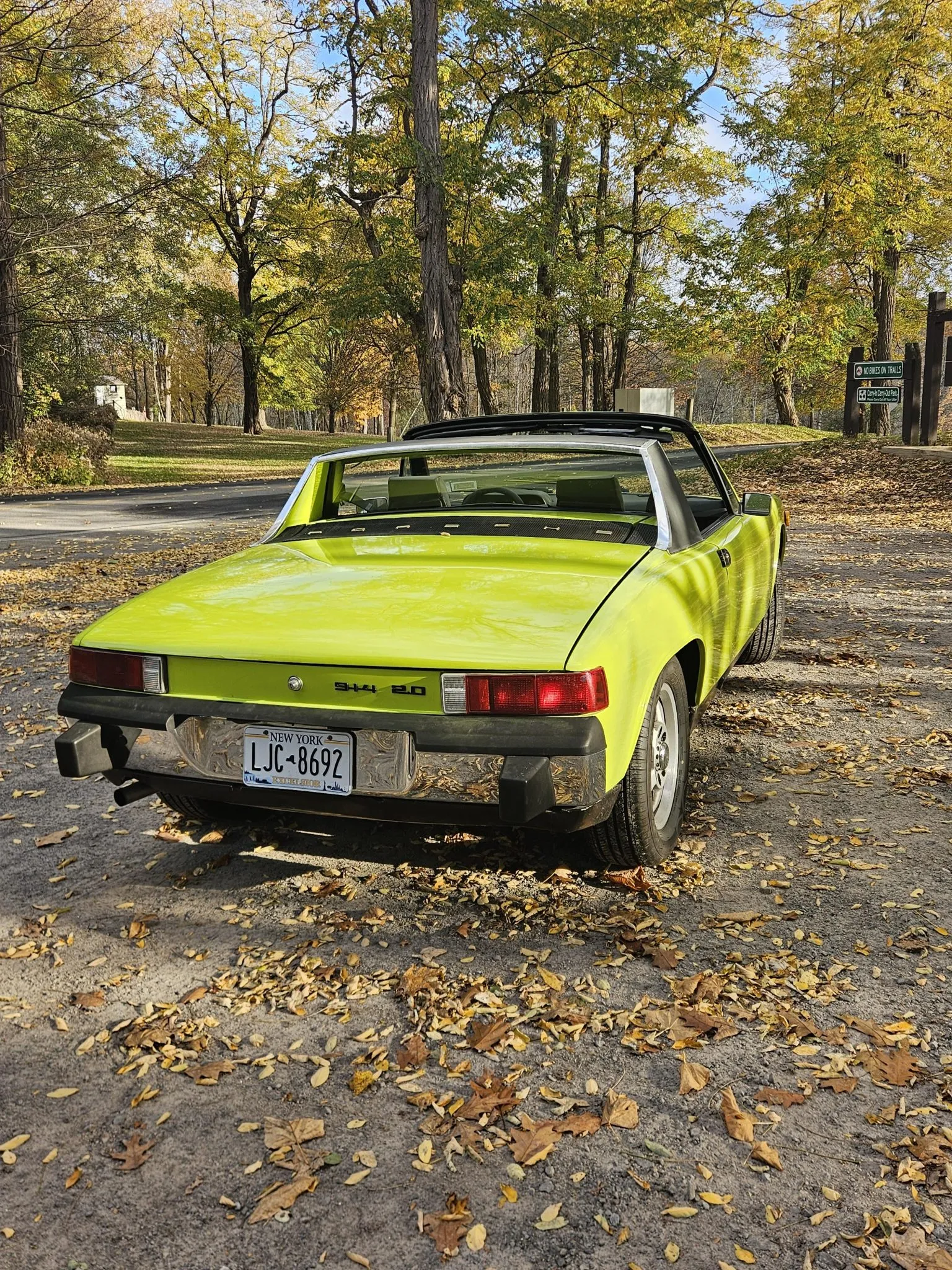 1974 Porsche 914 2.0 in Ravenna Green