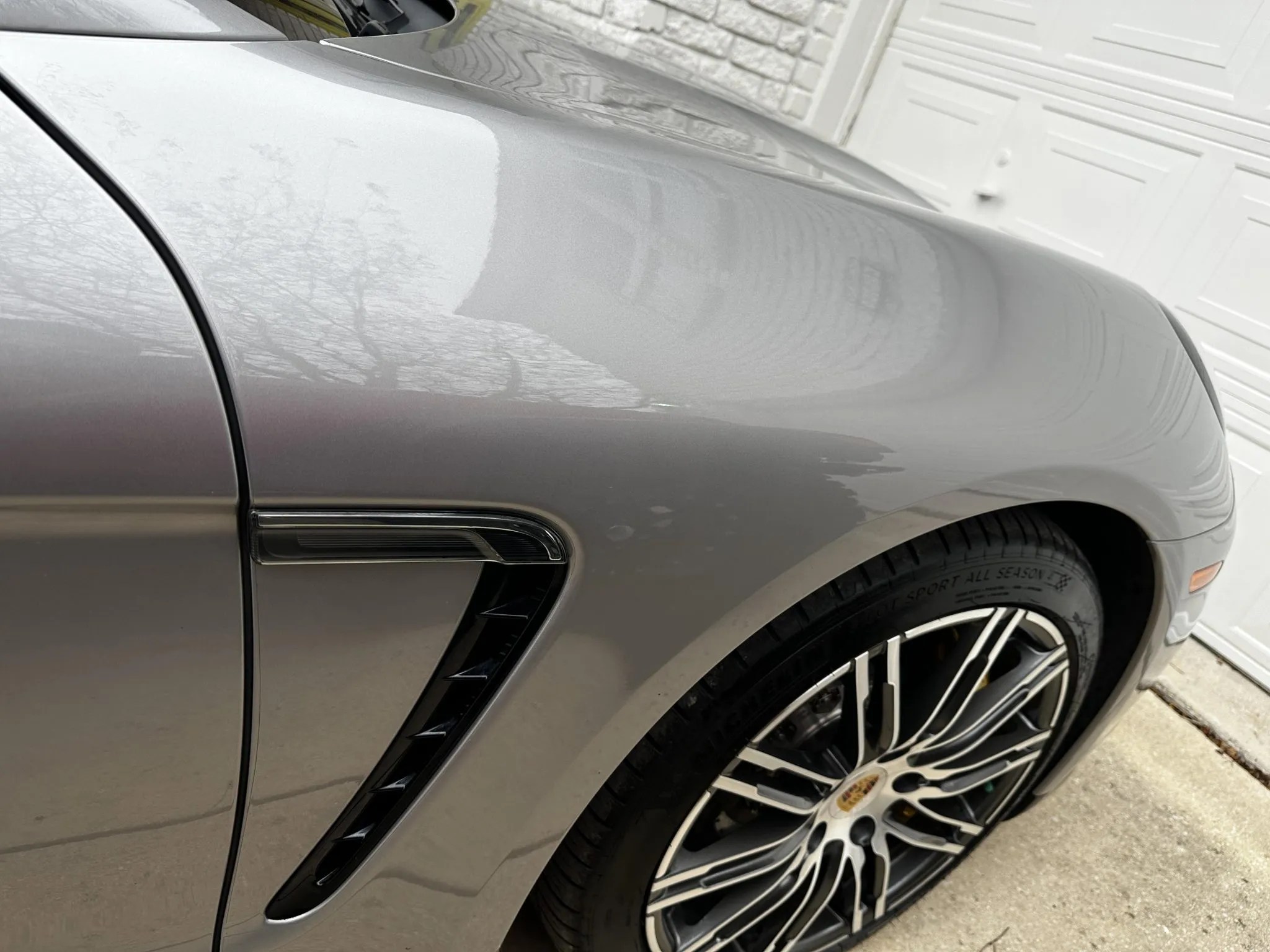 2016 Porsche Panamera GTS in GT Silver Metallic