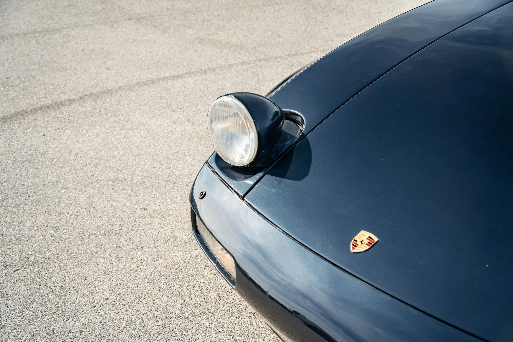 1987 Porsche 928 S4 in Marine Blue Metallic