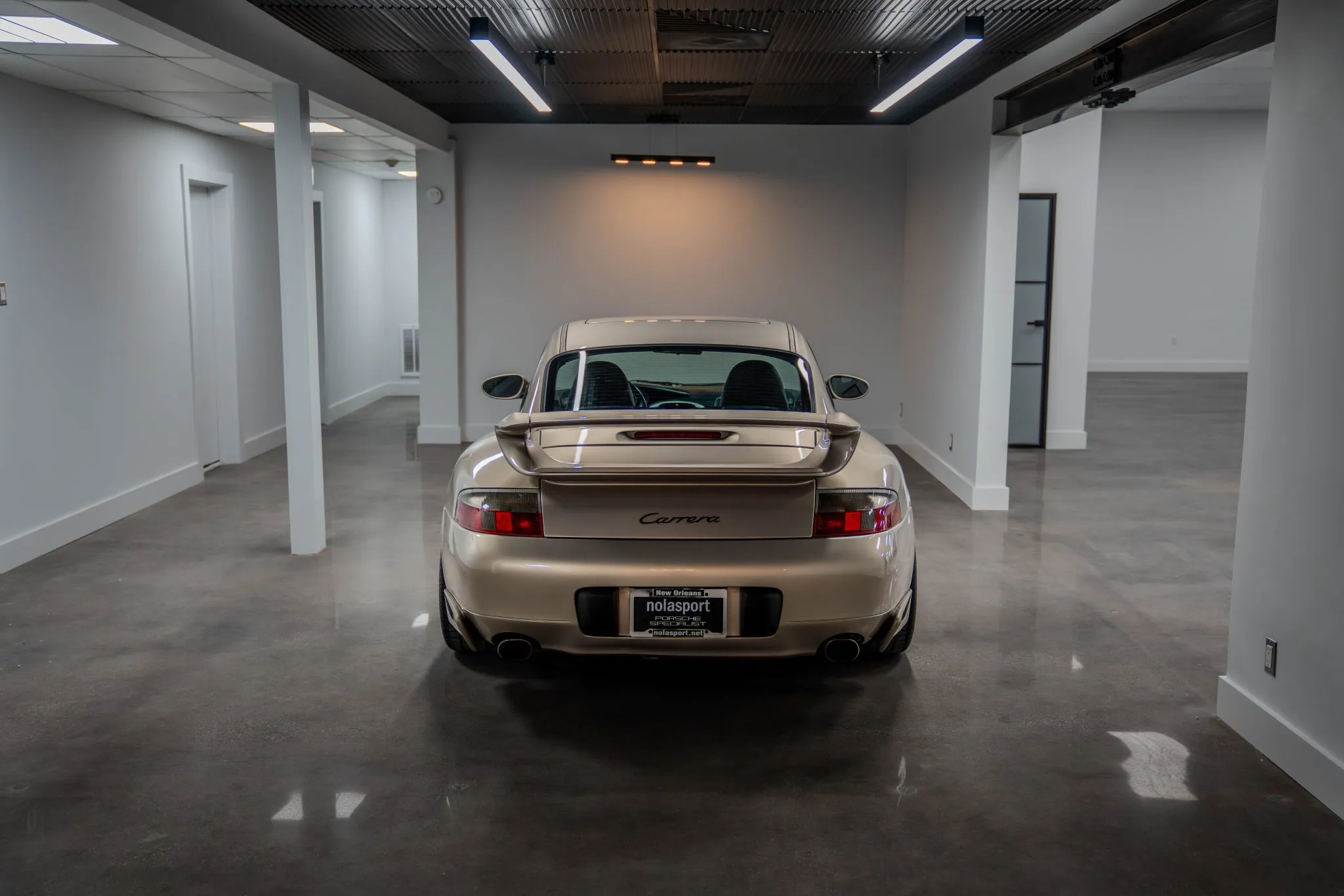 1999 Porsche 911 Carrera Coupe in Mirage Metallic