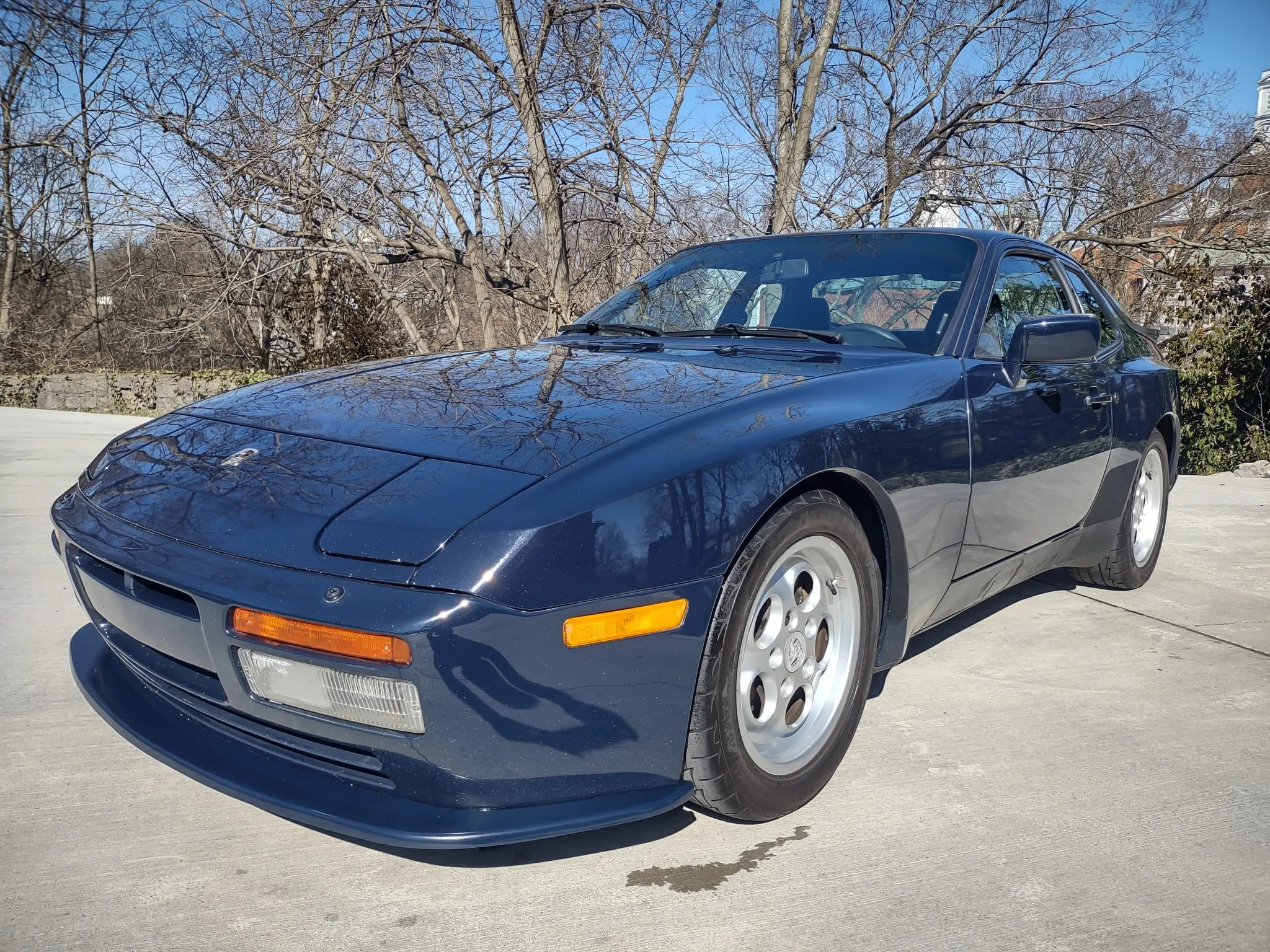 1986 Porsche 944 Turbo in Copenhagen Blue