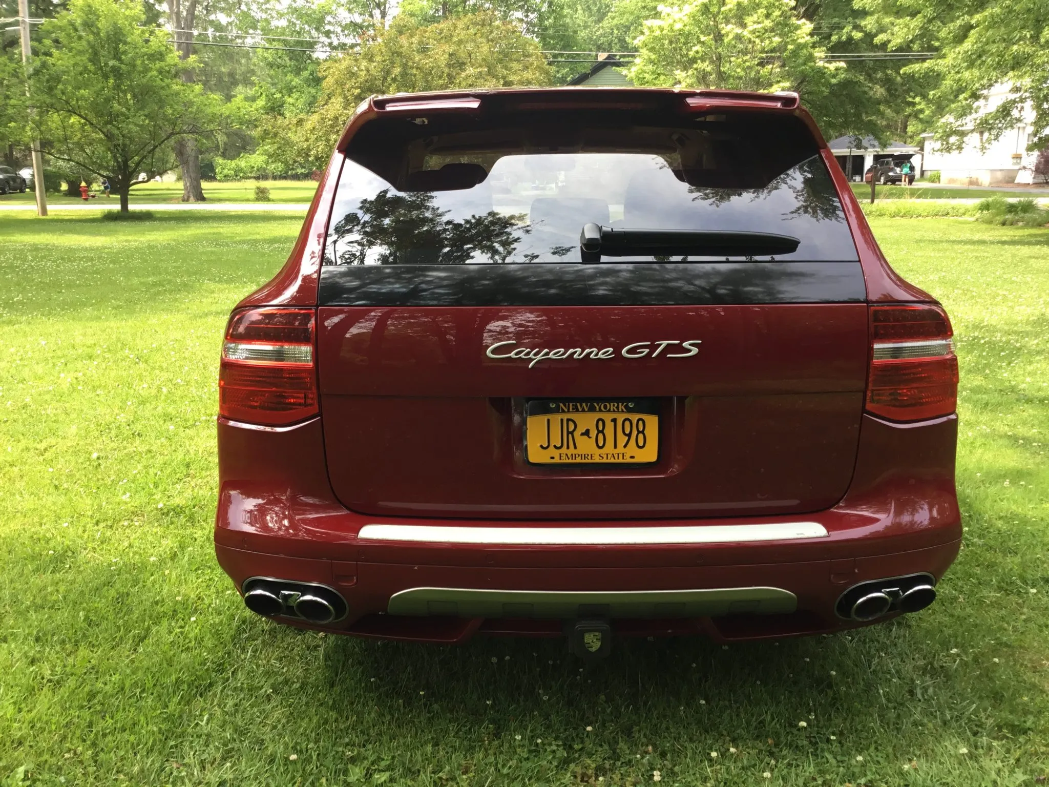2009 Porsche Cayenne GTS in GTS Red