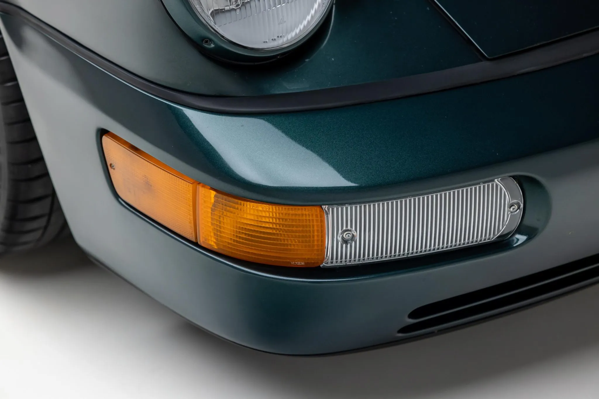 1991 Porsche 911 Carrera 4 Targa in Moss Green Metallic