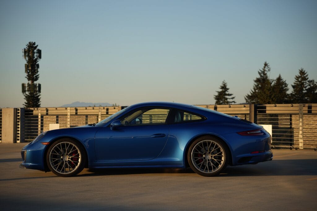 2017 Porsche 991.2 Carrera 4S Coupe In Sapphire Blue Metallic