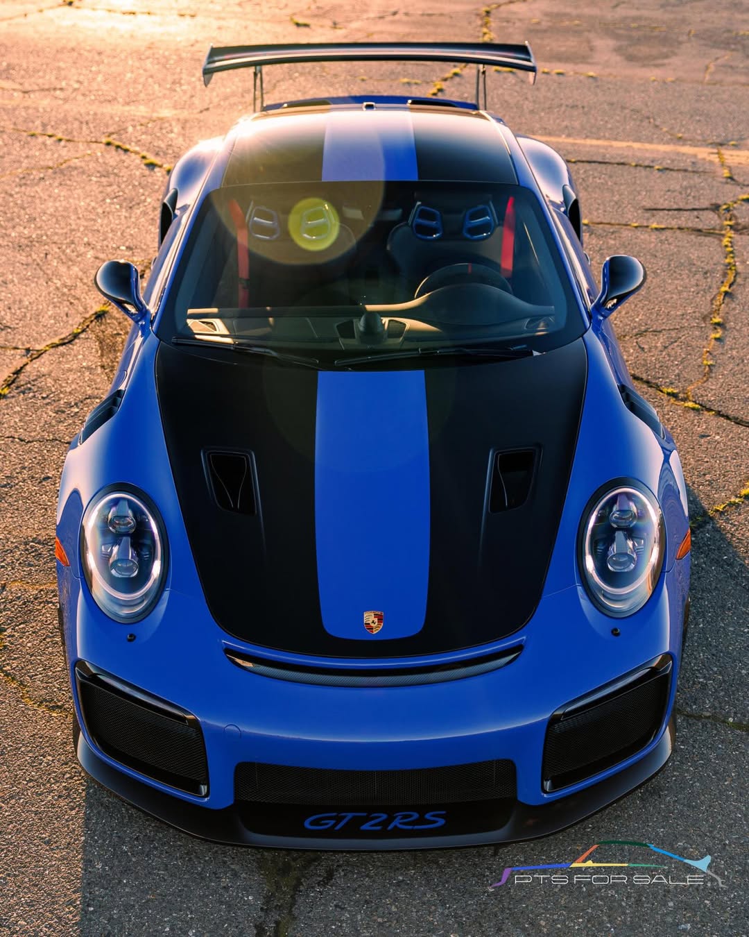 2019 Porsche 911 GT2 RS  in Club Blau