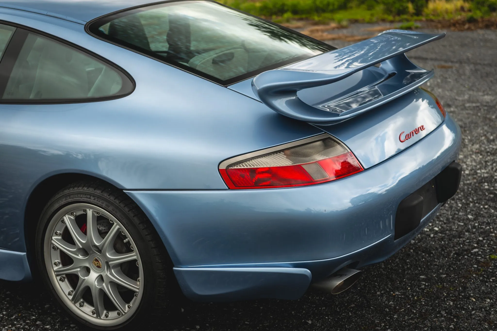 2001 Porsche 911 Carrera Coupe in Horizon Blue Metallic