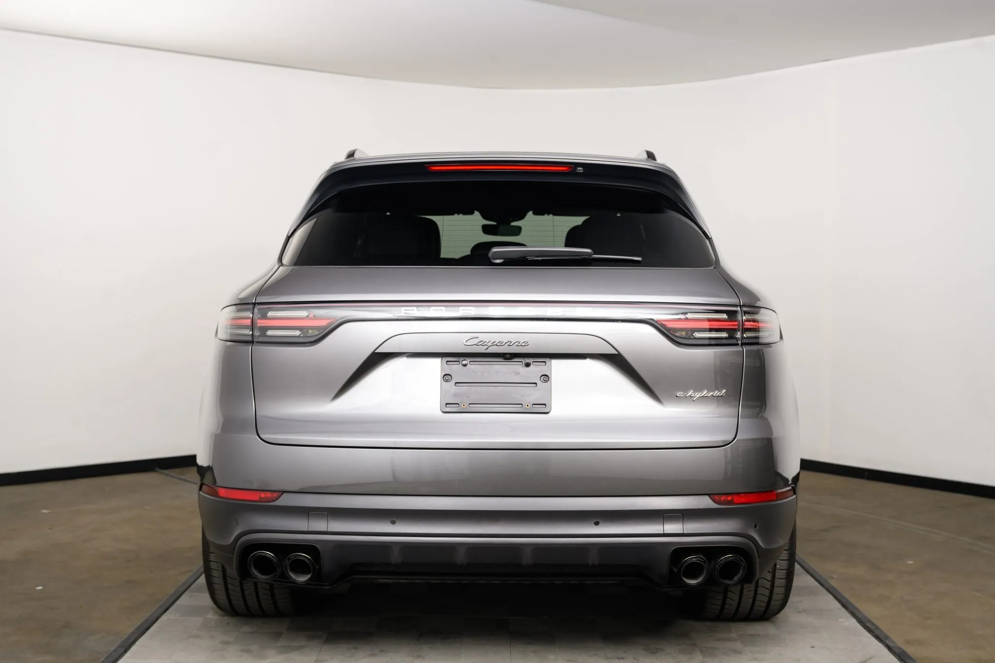 2019 Porsche Cayenne E-Hybrid in Quartzite Grey Metallic