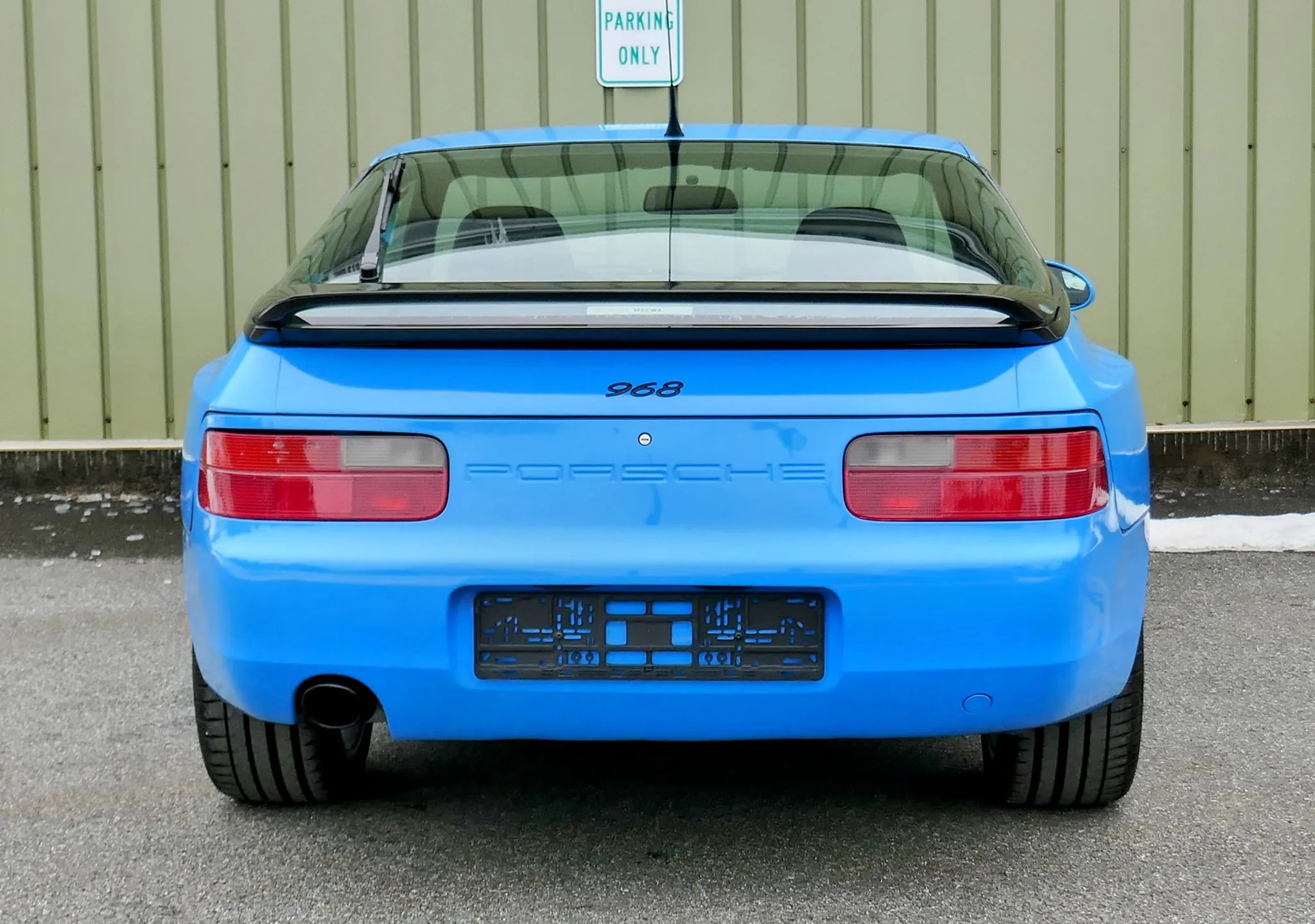 1994 Porsche 968 Coupe in Riviera Blue