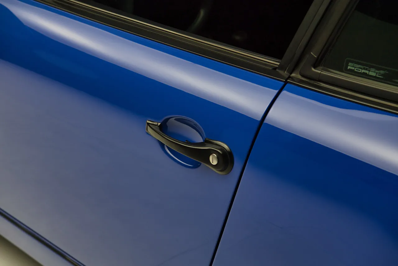 1992 Porsche 911 Carrera 2 Coupe in Maritime Blue