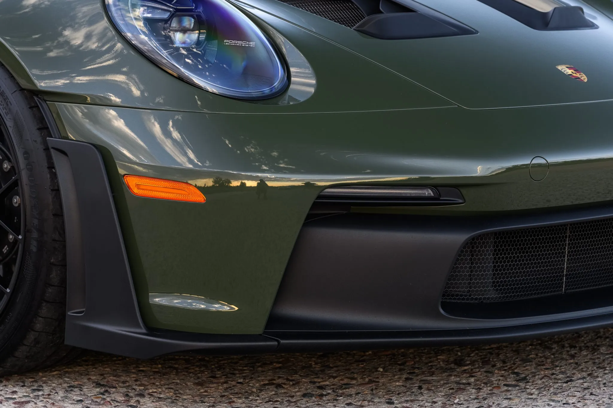 2024 Porsche 911 GT3 RS in Nato Olive