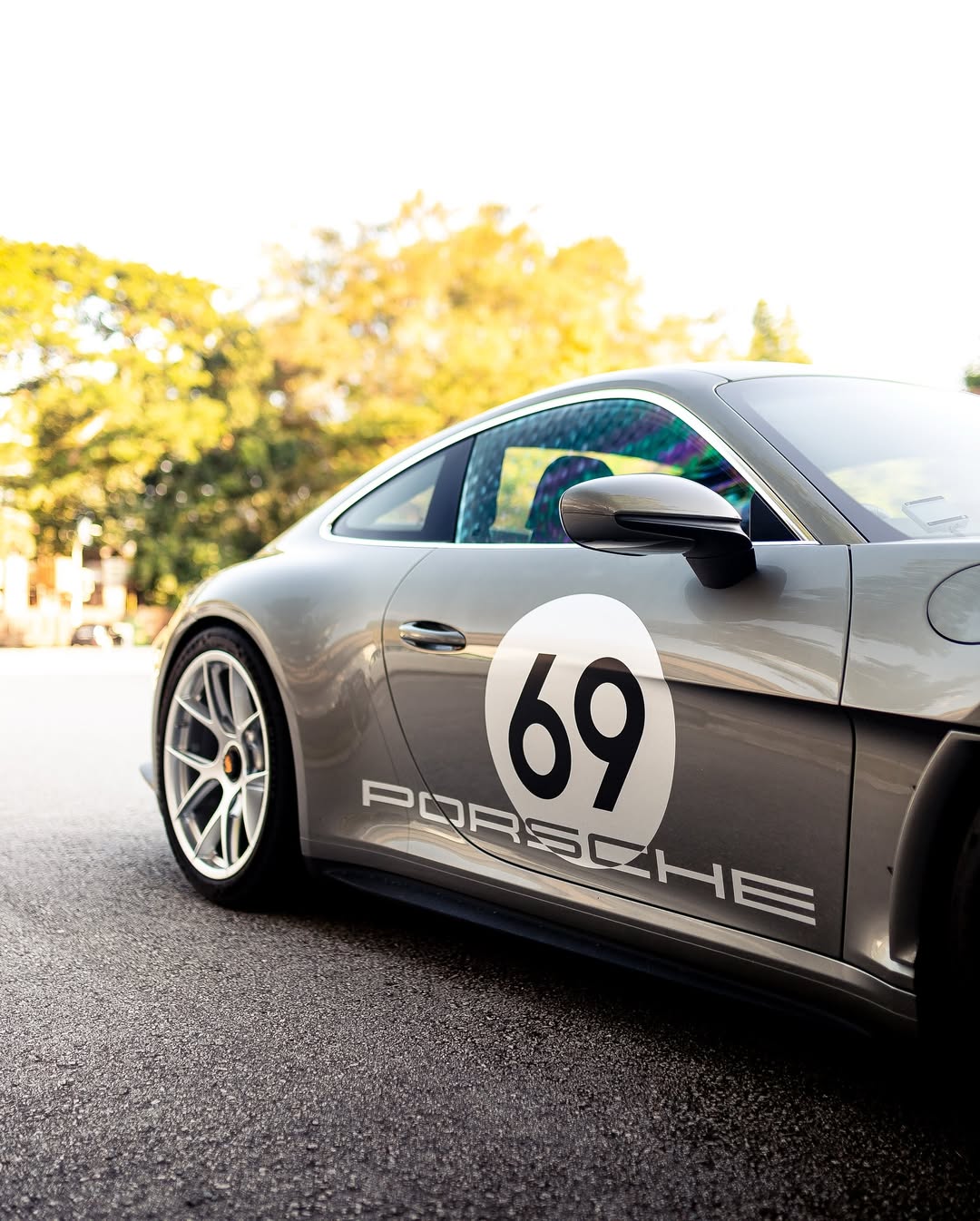 2024 Porsche 911 S/T in Felsengruen Metallic