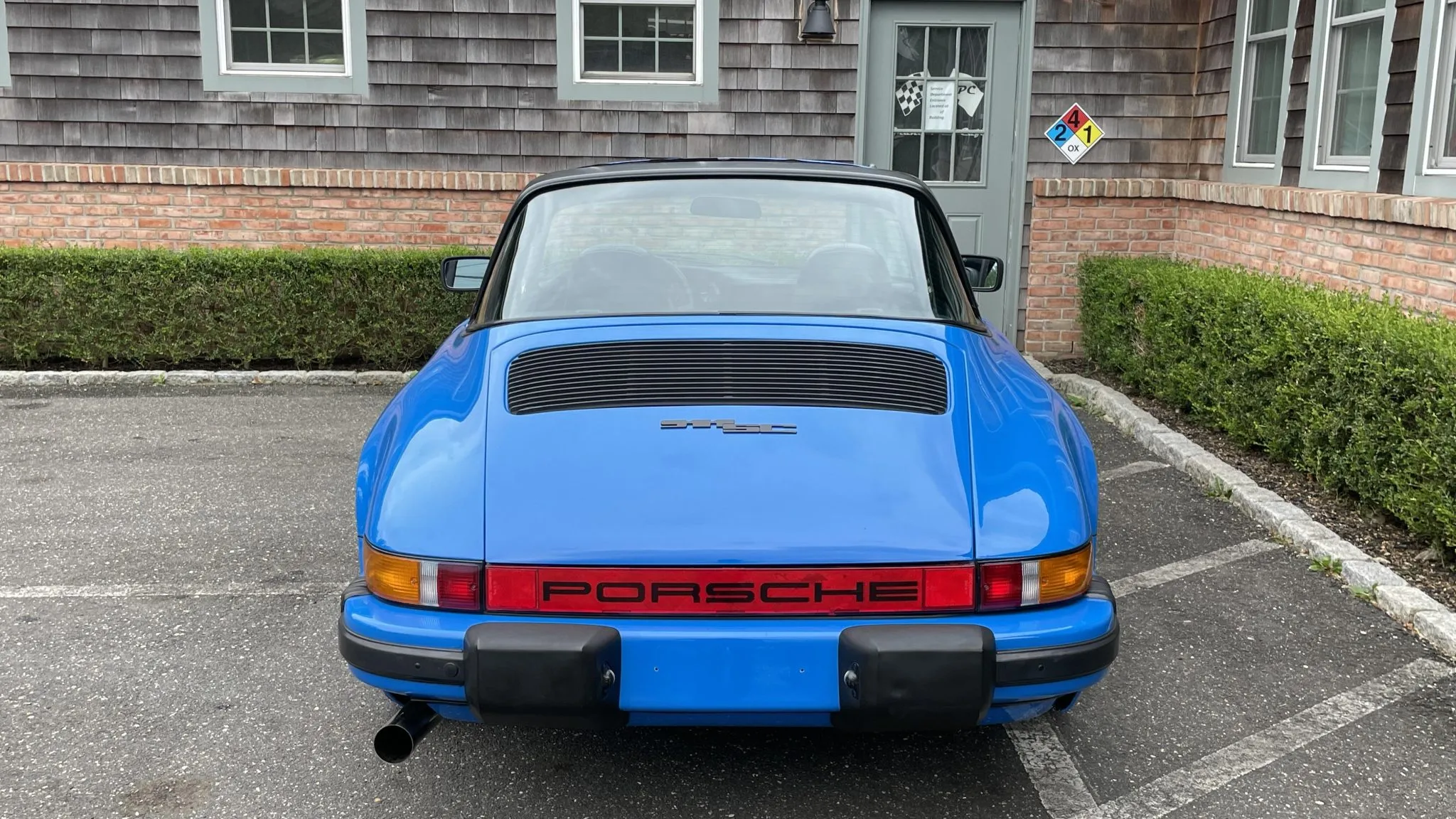 2024 Porsche 911 GT3 RS Weissach in Arrow Blue