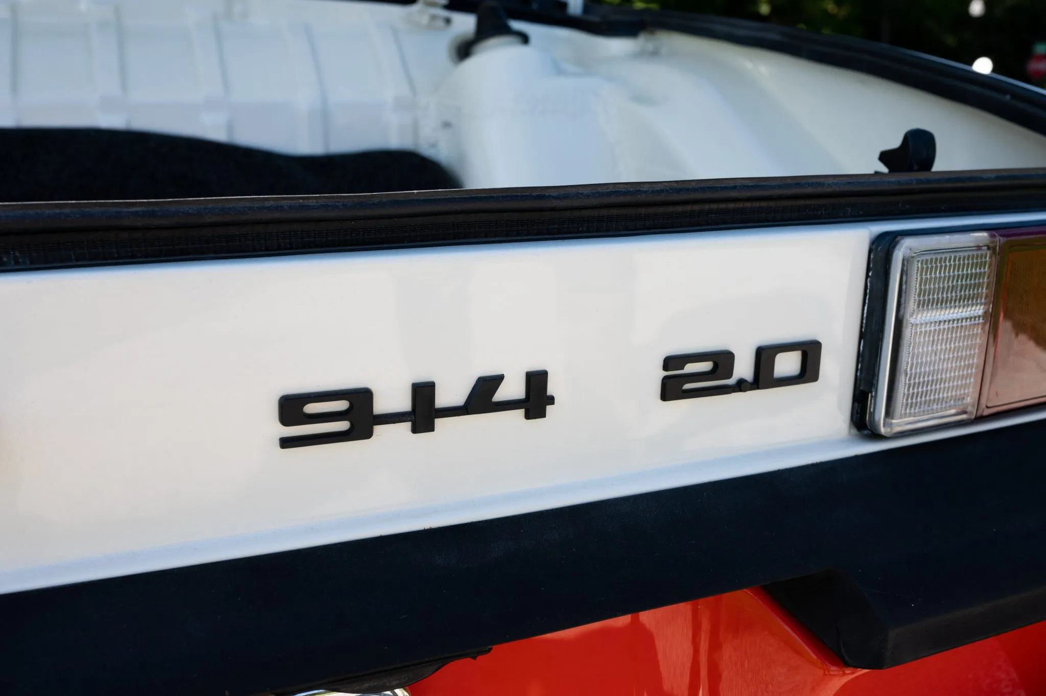1974 Porsche 914 2.0 in LE Creamsicle