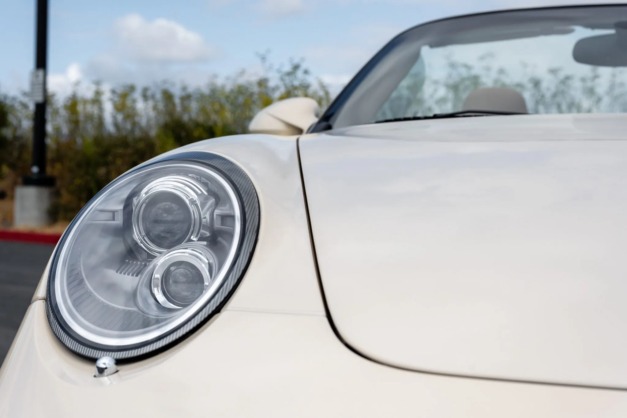 2009 Porsche 911 Carrera 4S Cabriolet in Cream White