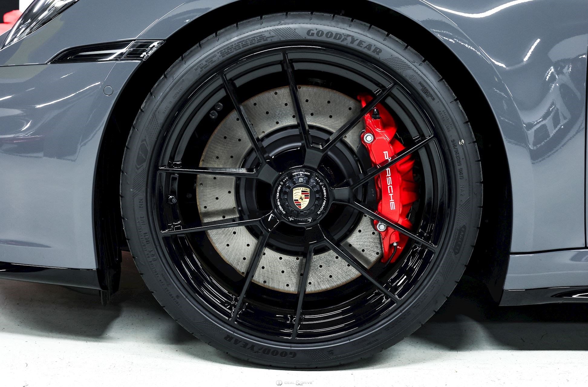 2025 Porsche 911 (992.2) CARRERA 4 GTS In Slate Grey Neo