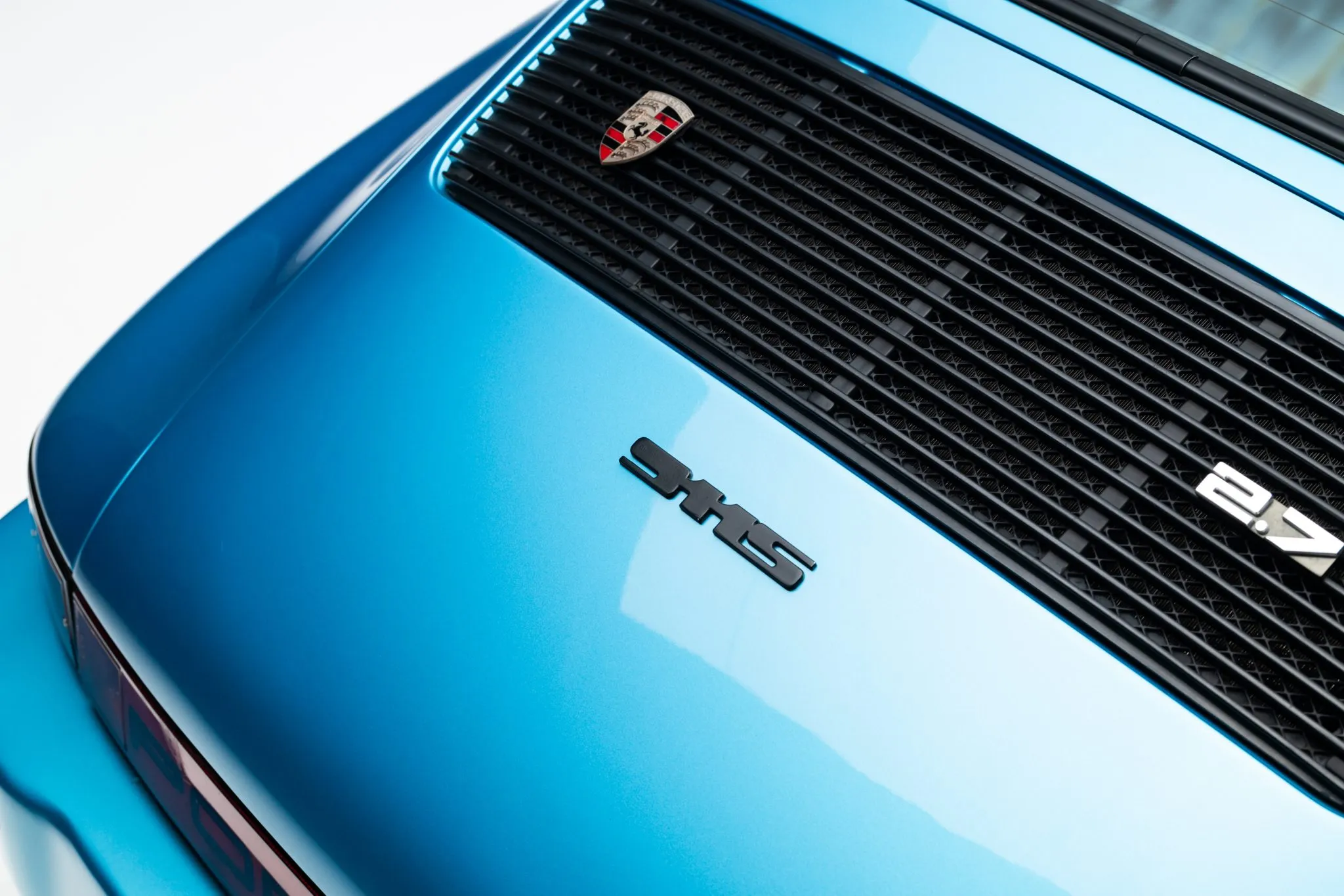 1977 Porsche 911S Targa in Minerva Blue Metallic
