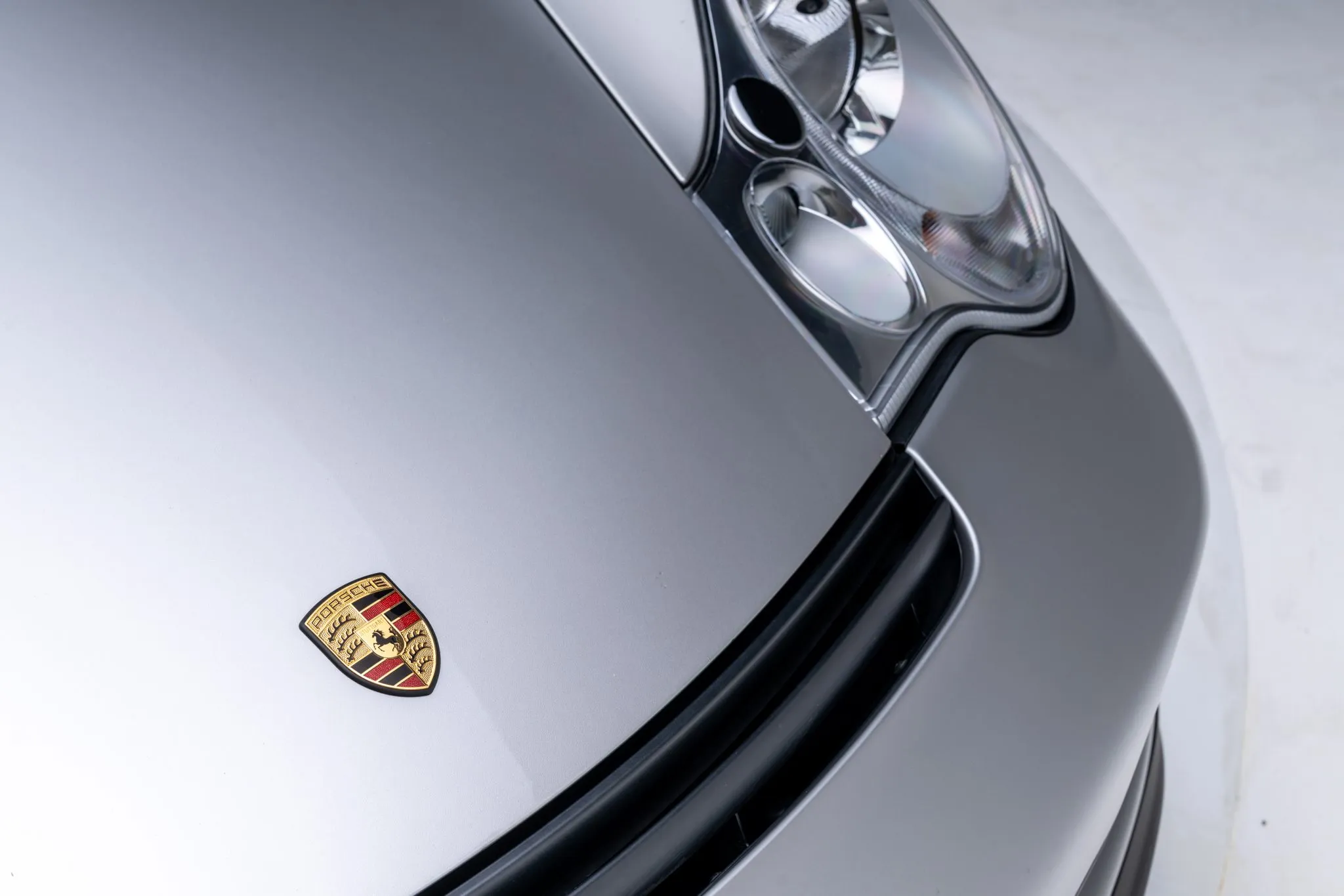 2002 Porsche 911 GT2 in Arctic Silver Metallic