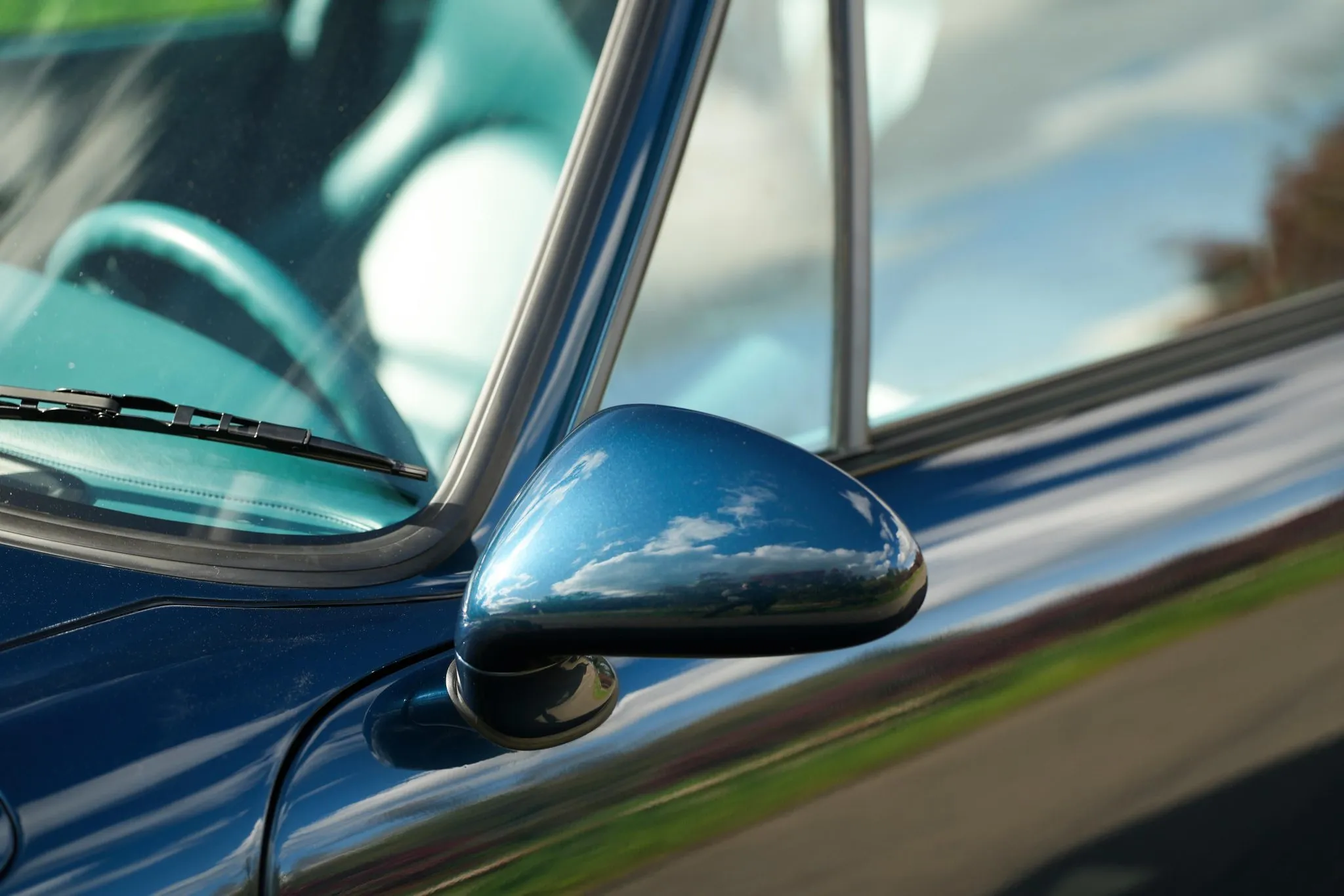 1991 Porsche 911 Turbo in Amazonas Green Metallic