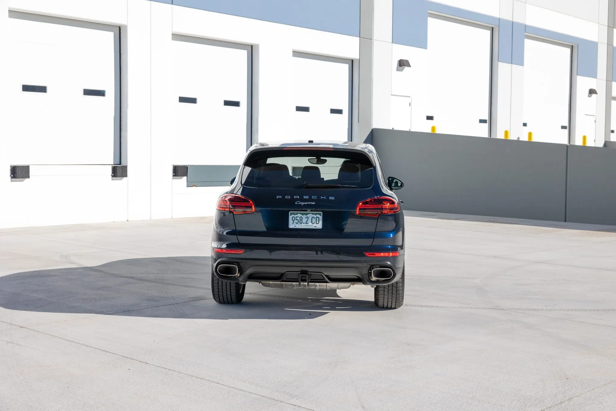 2015 Porsche Cayenne Diesel in Moonlight Blue Metallic