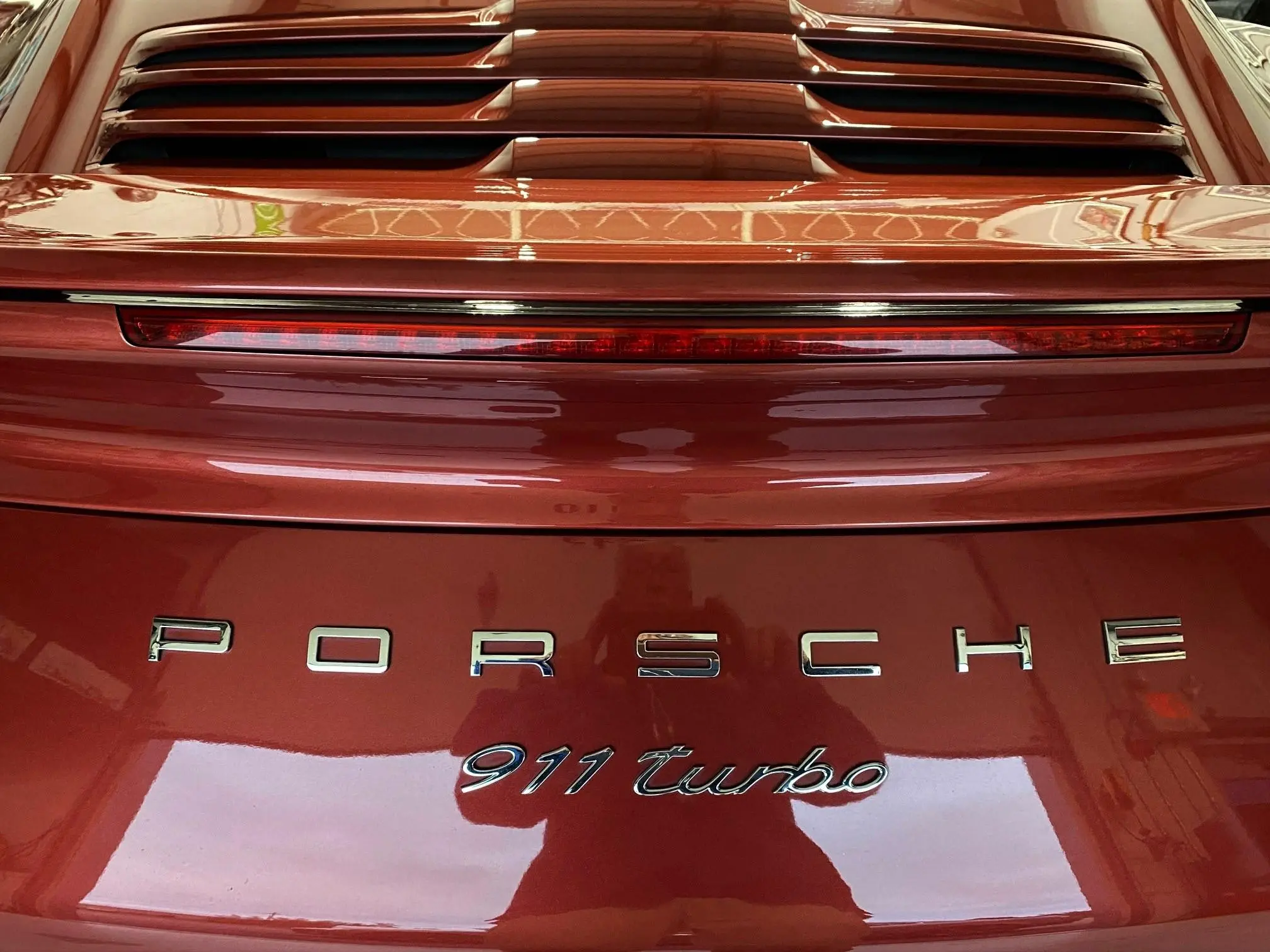 2014 Porsche 911 Turbo Coupe in Amaranth Red Metallic