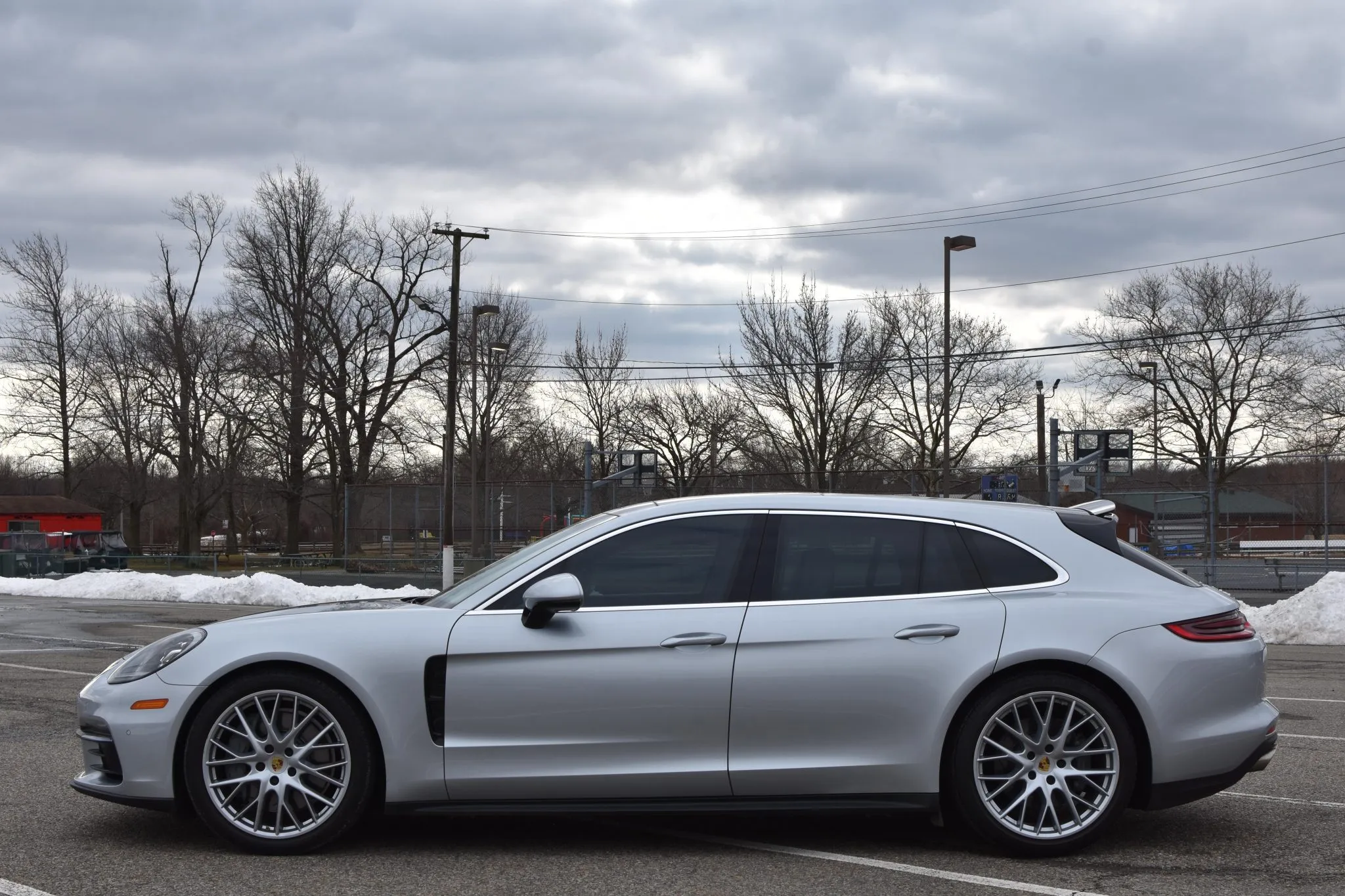 2018 Porsche Panamera 4S Sport Turismo in Rhodium Silver Metallic