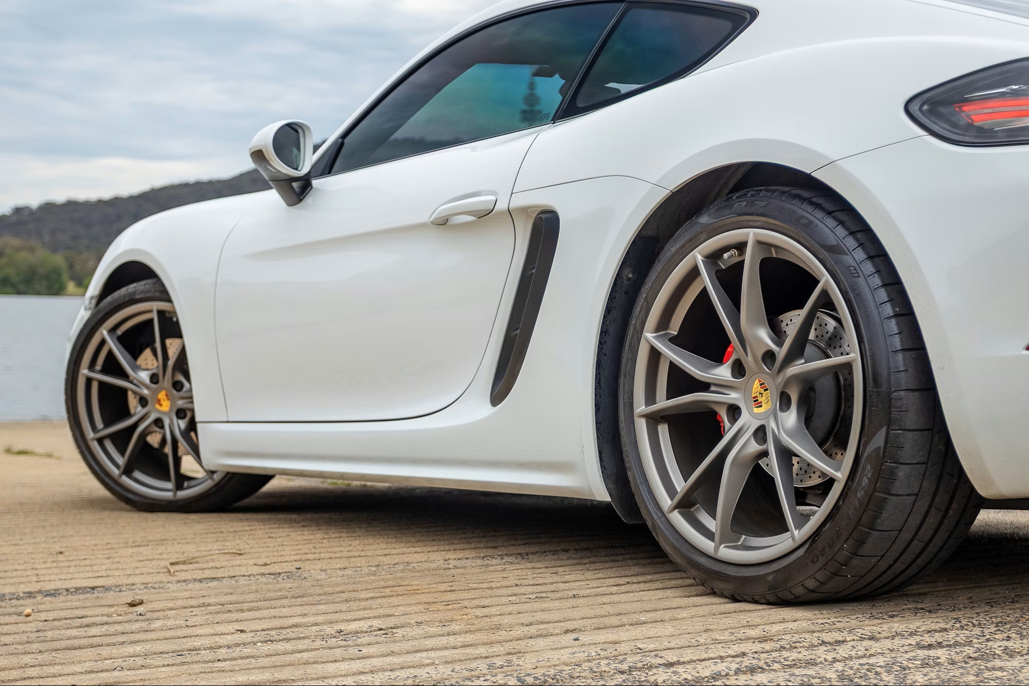 2016 Porsche 718 Cayman S  in White
