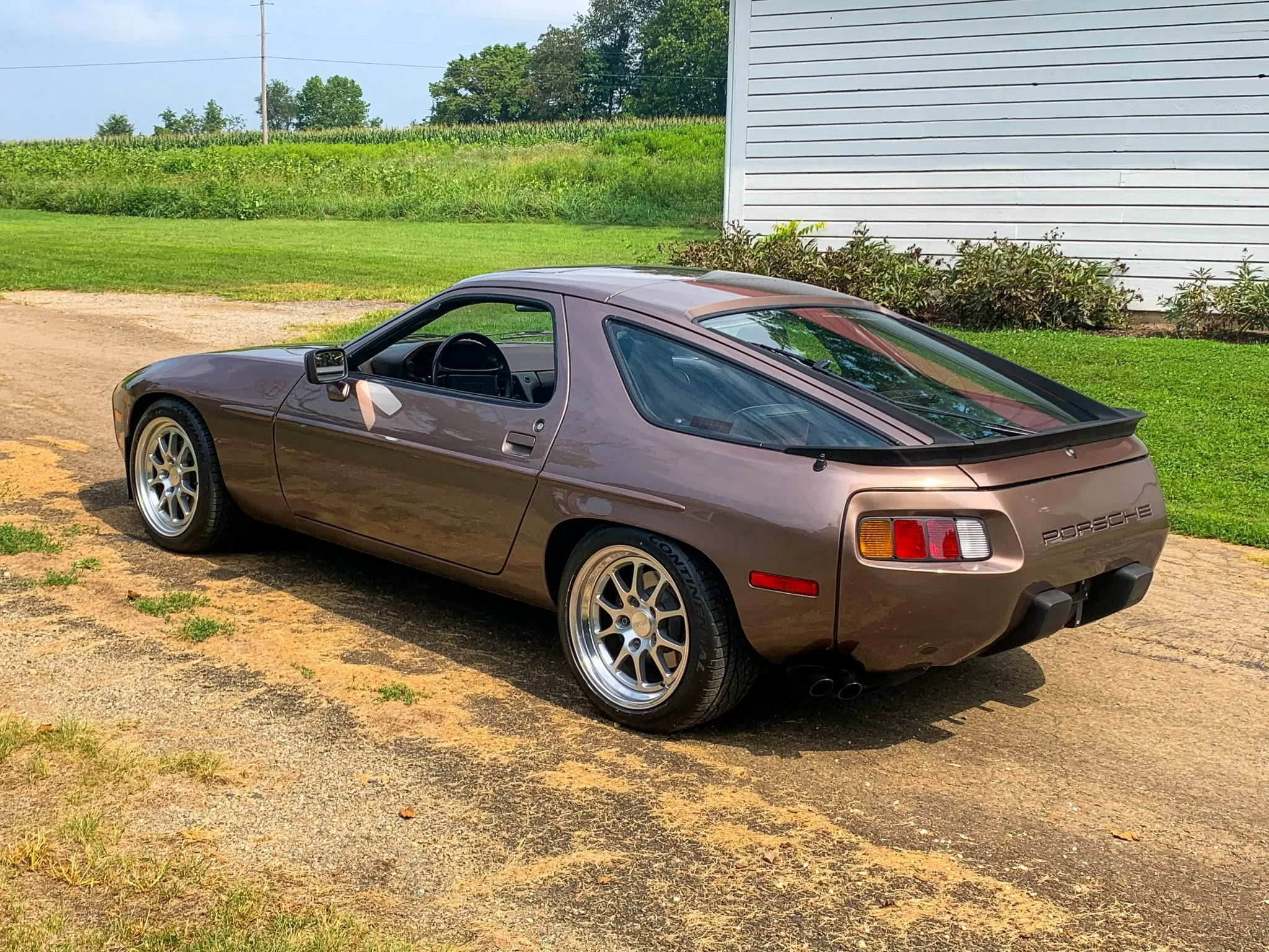 1983 Porsche 928S in Quartz Grey Metallic