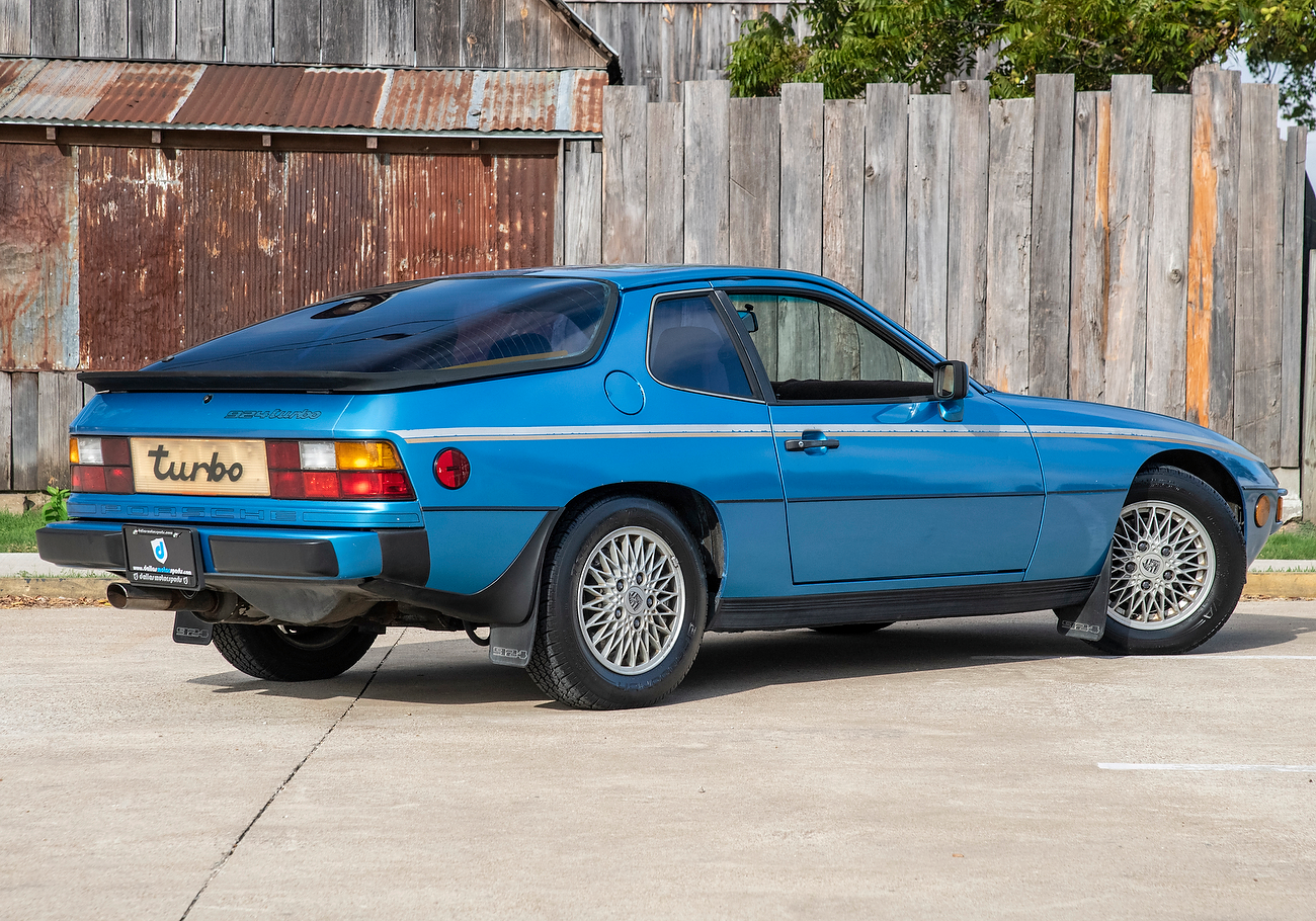1981 Porsche 924 Turbo in Minerva Blue Metallic