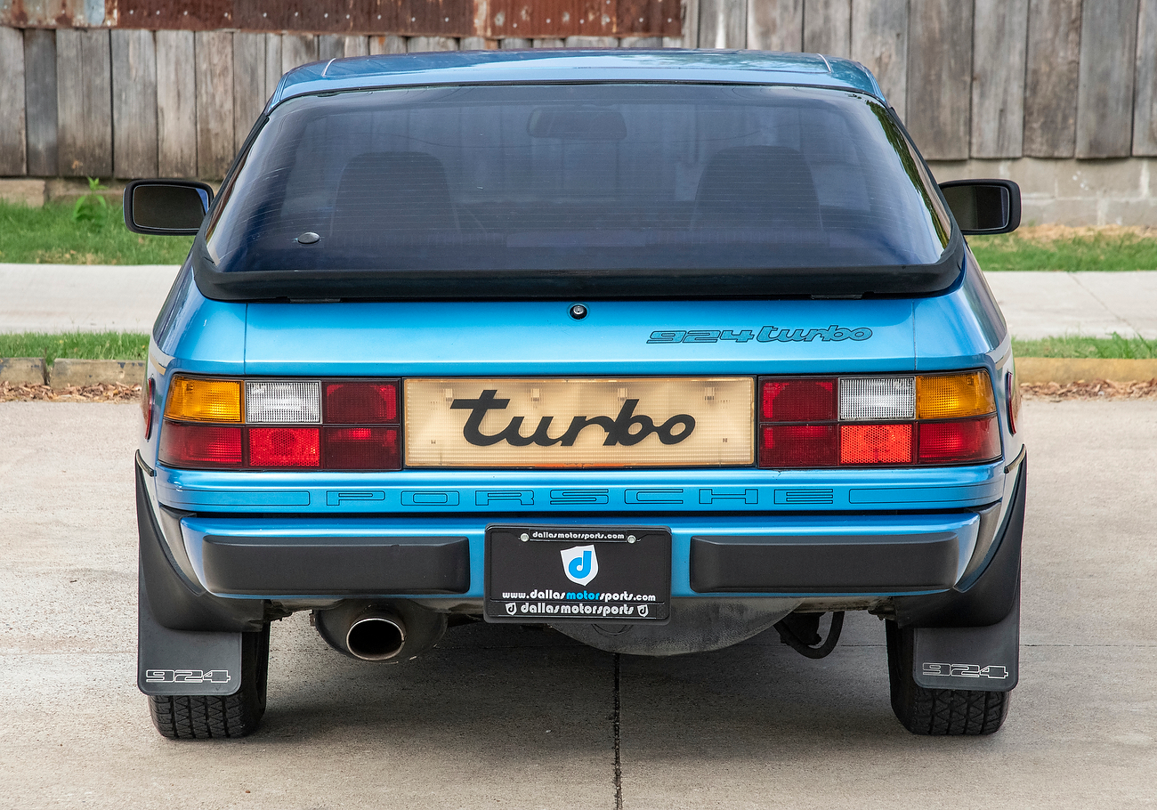 1981 Porsche 924 Turbo in Minerva Blue Metallic