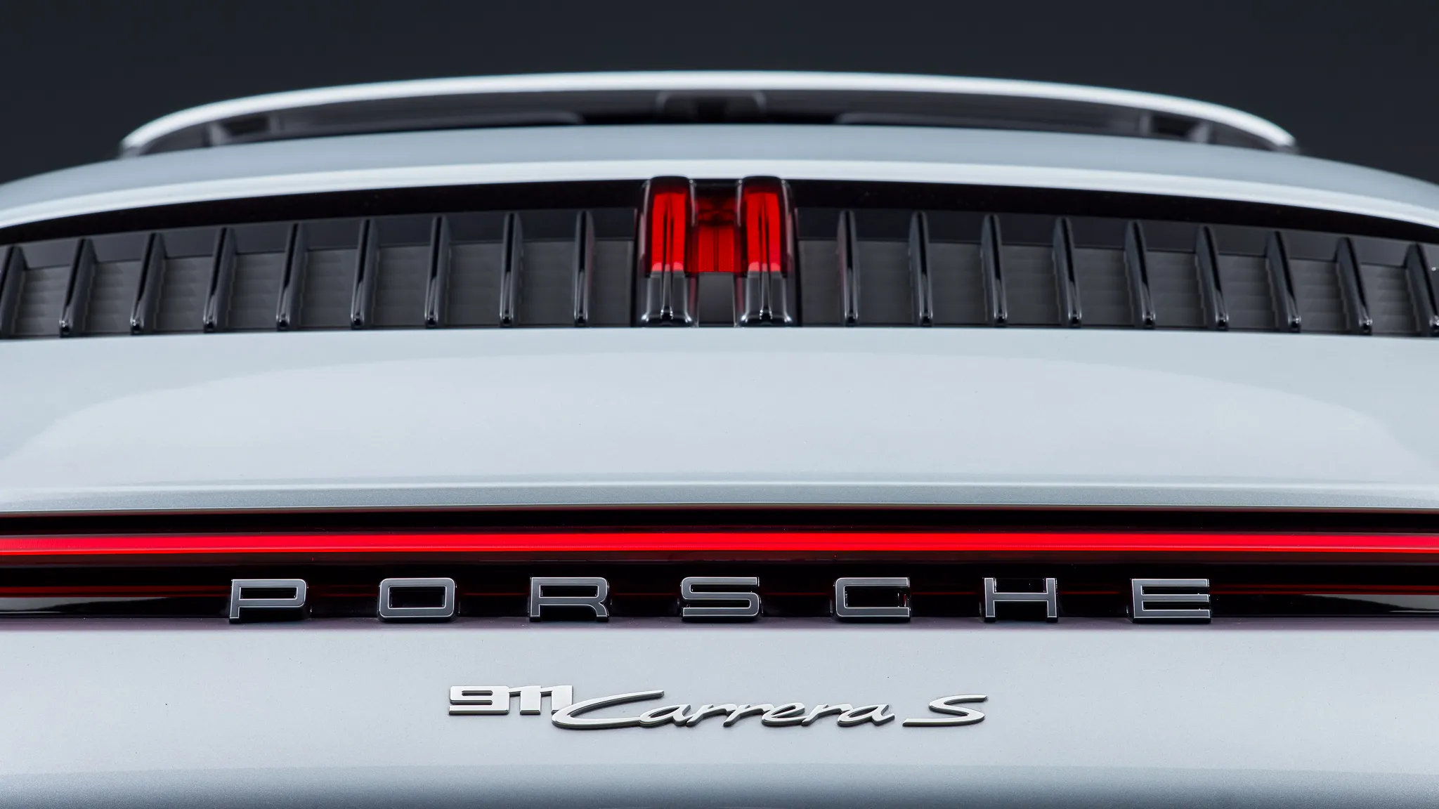 2020 Porsche 911 Carrera S Cabriolet in Dolomite Silver Metallic