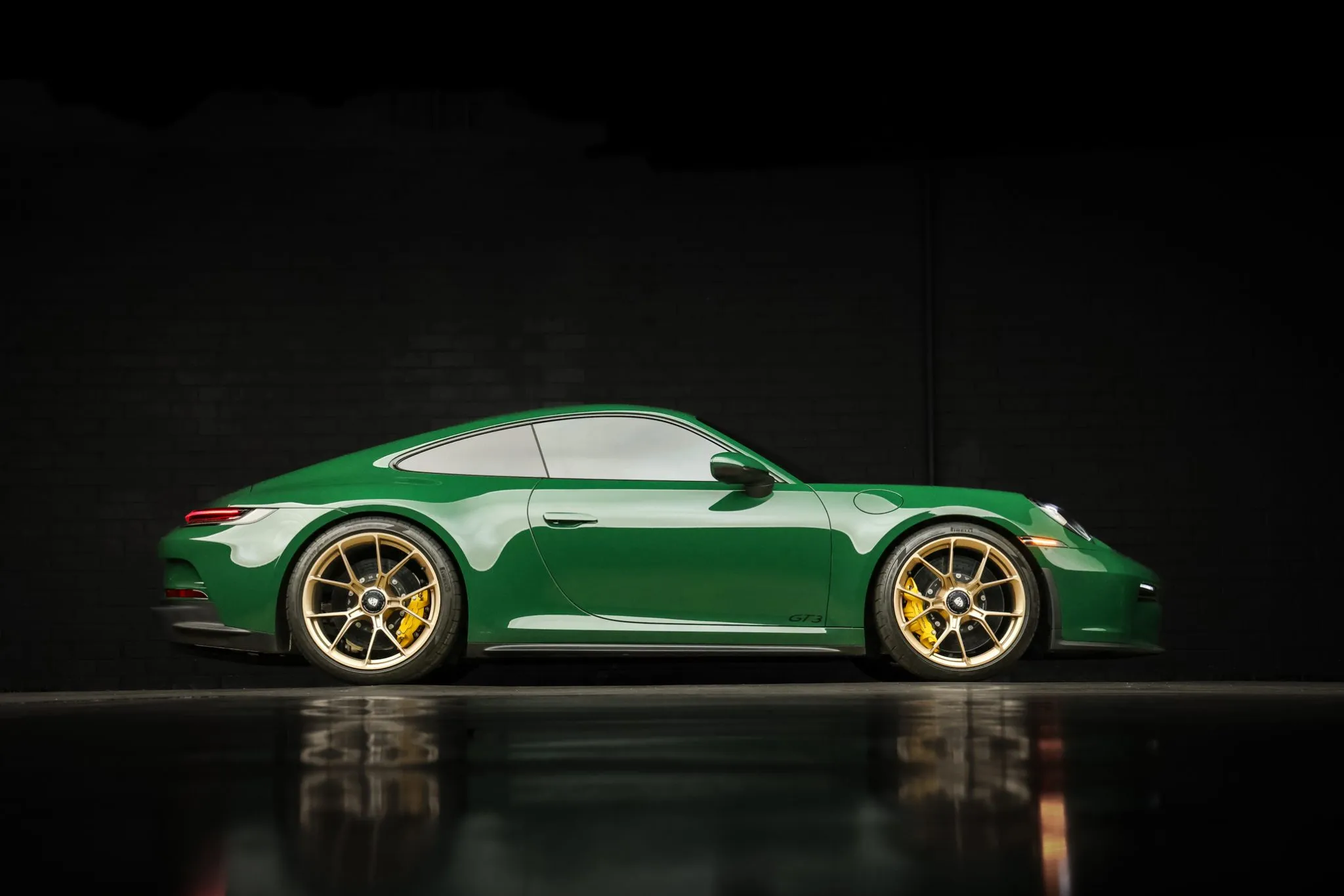 2022 Porsche 911 GT3 Touring in Irish Green