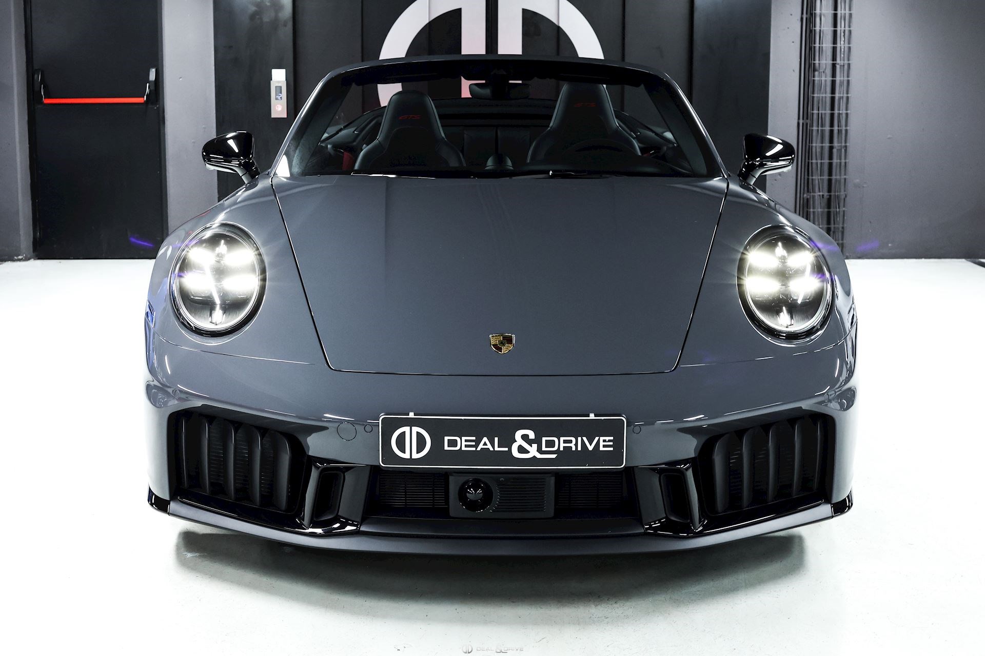 2025 Porsche 911 (992.2) CARRERA 4 GTS In Slate Grey Neo