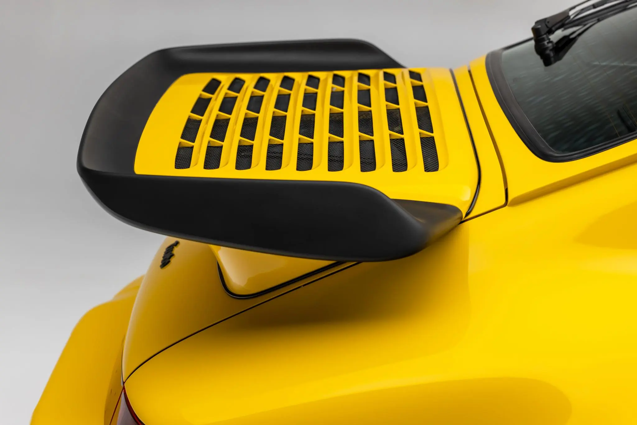 1991 Porsche 911 Turbo in Ferrari Yellow