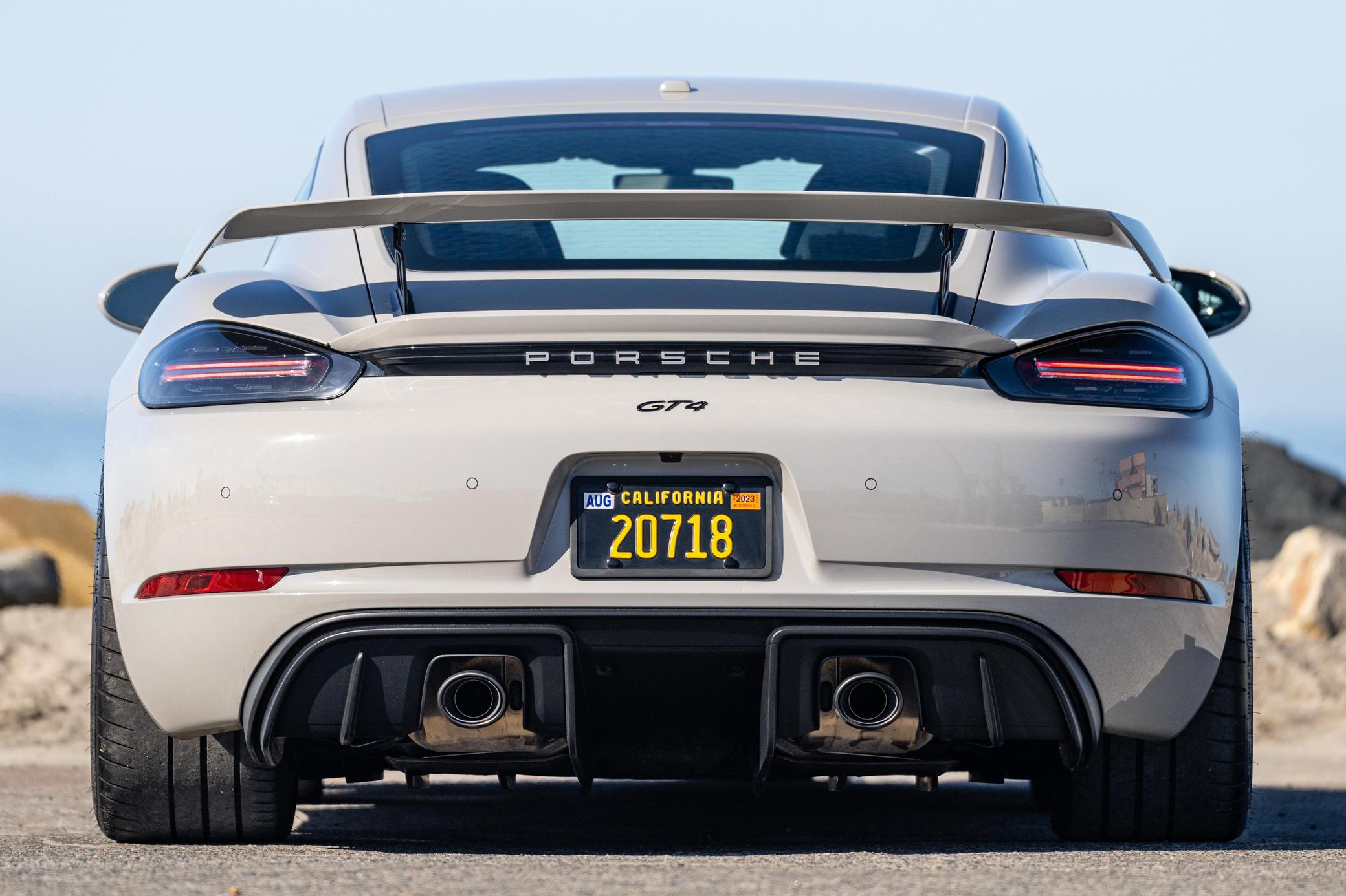 2020 Porsche 718 Cayman GT4 in Chalk