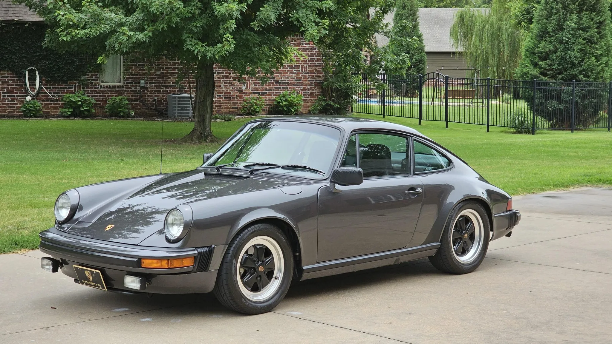 1980 Porsche 911SC Coupe in Dolomite Grey Metallic