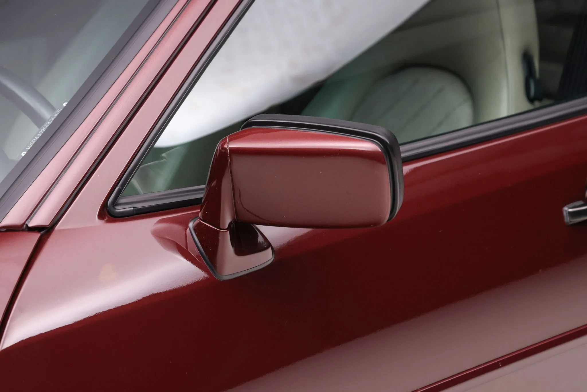 1988 Porsche 944 Turbo S in Maraschino Red Metallic