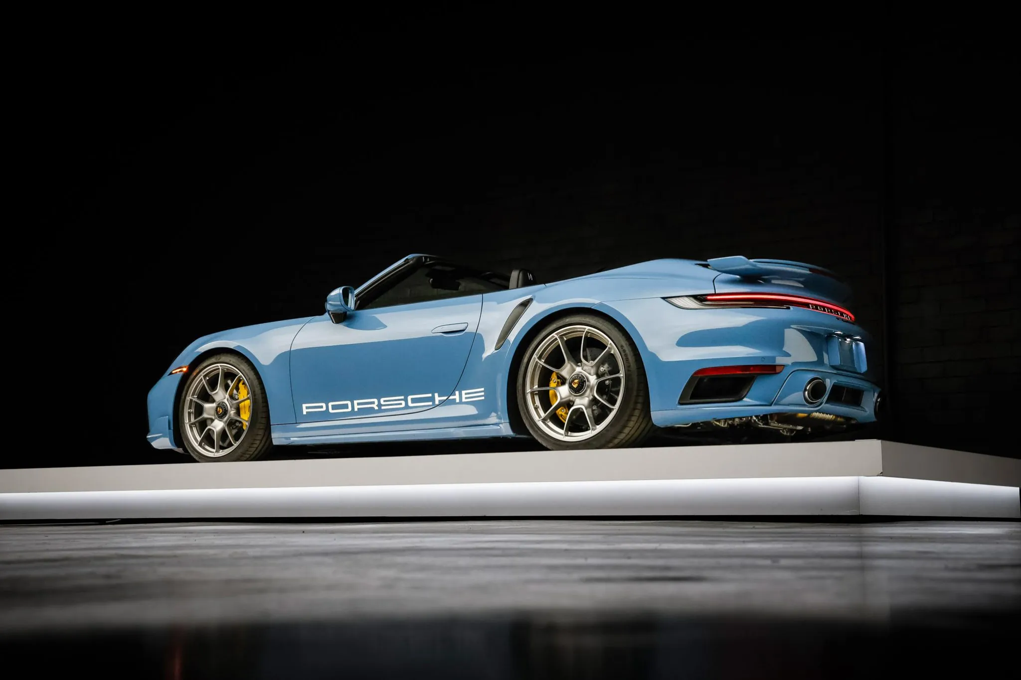 2025 Porsche 911 Turbo S Cabriolet in Nashy Blue