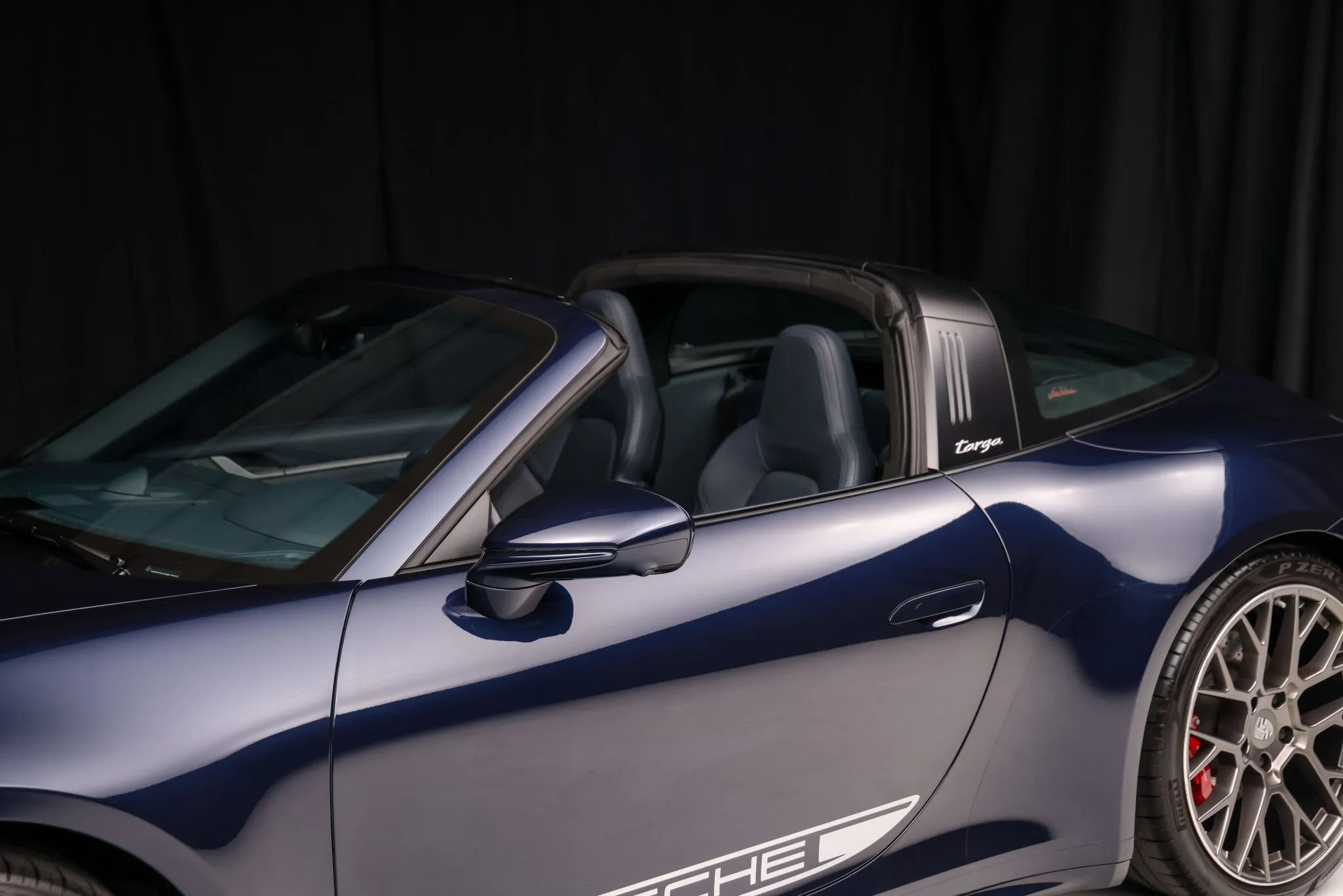 2022 Porsche 911 Targa 4S in Night Blue Metallic