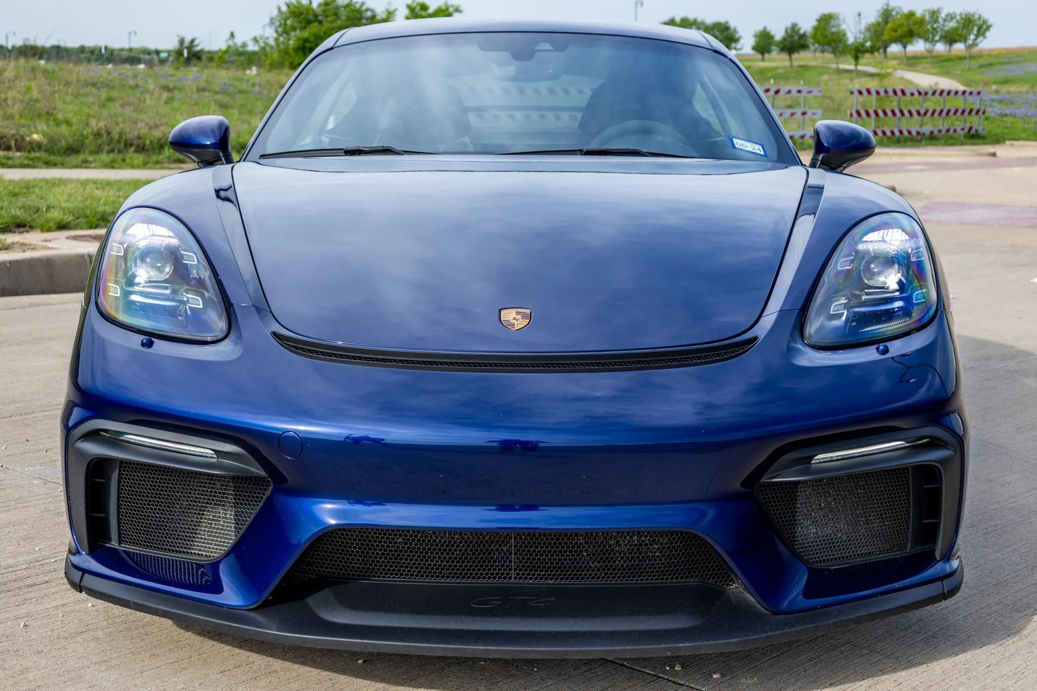 2021 Porsche 718 Cayman GT4 in Gentian Blue Metallic