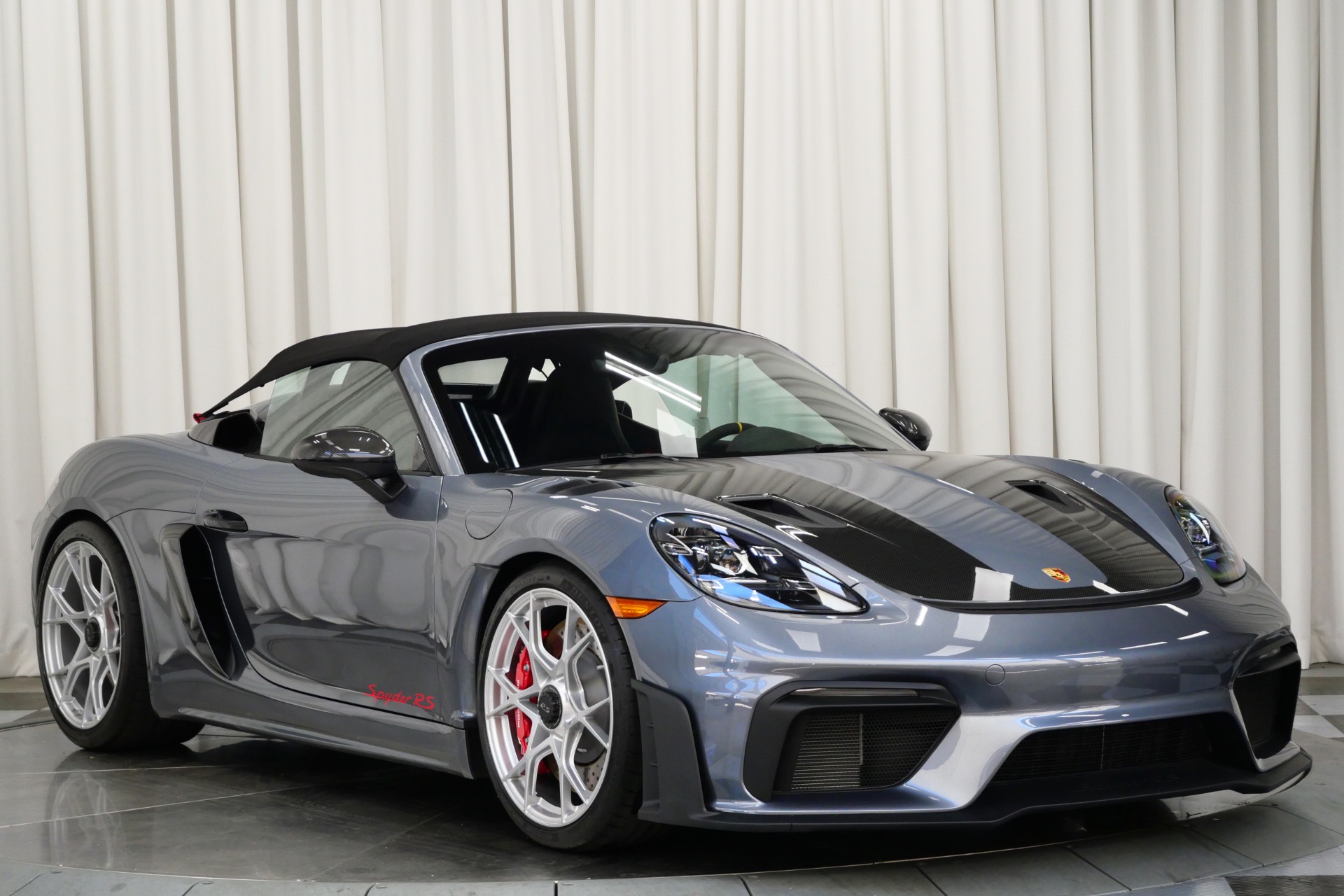 2025 Porsche 718 Spyder RS In Vanadium Grey Metallic