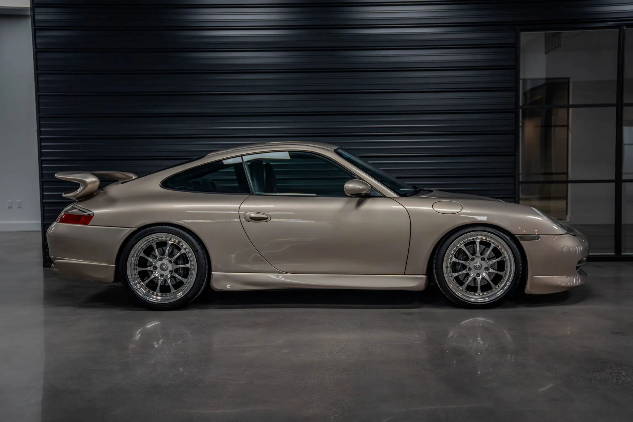 1999 Porsche 911 Carrera Coupe in Mirage Metallic