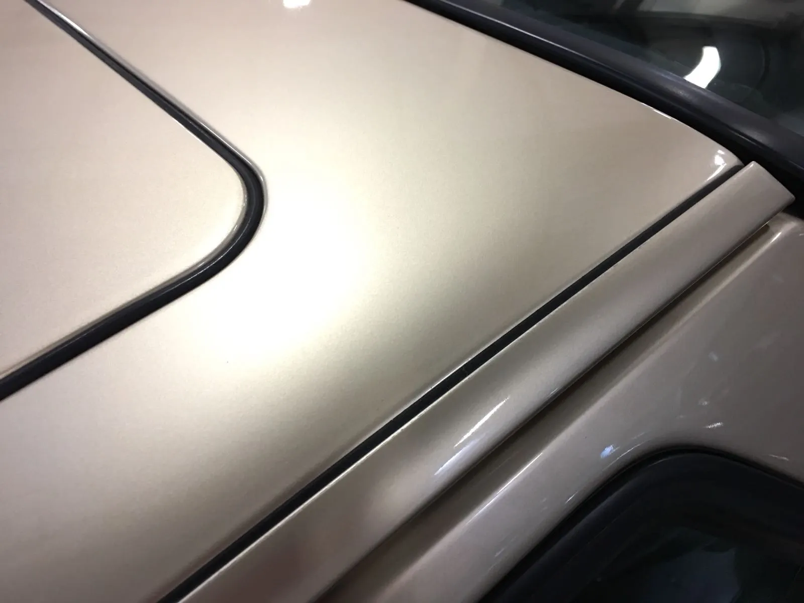 1989 Porsche 944 Turbo in Bamboo Metallic