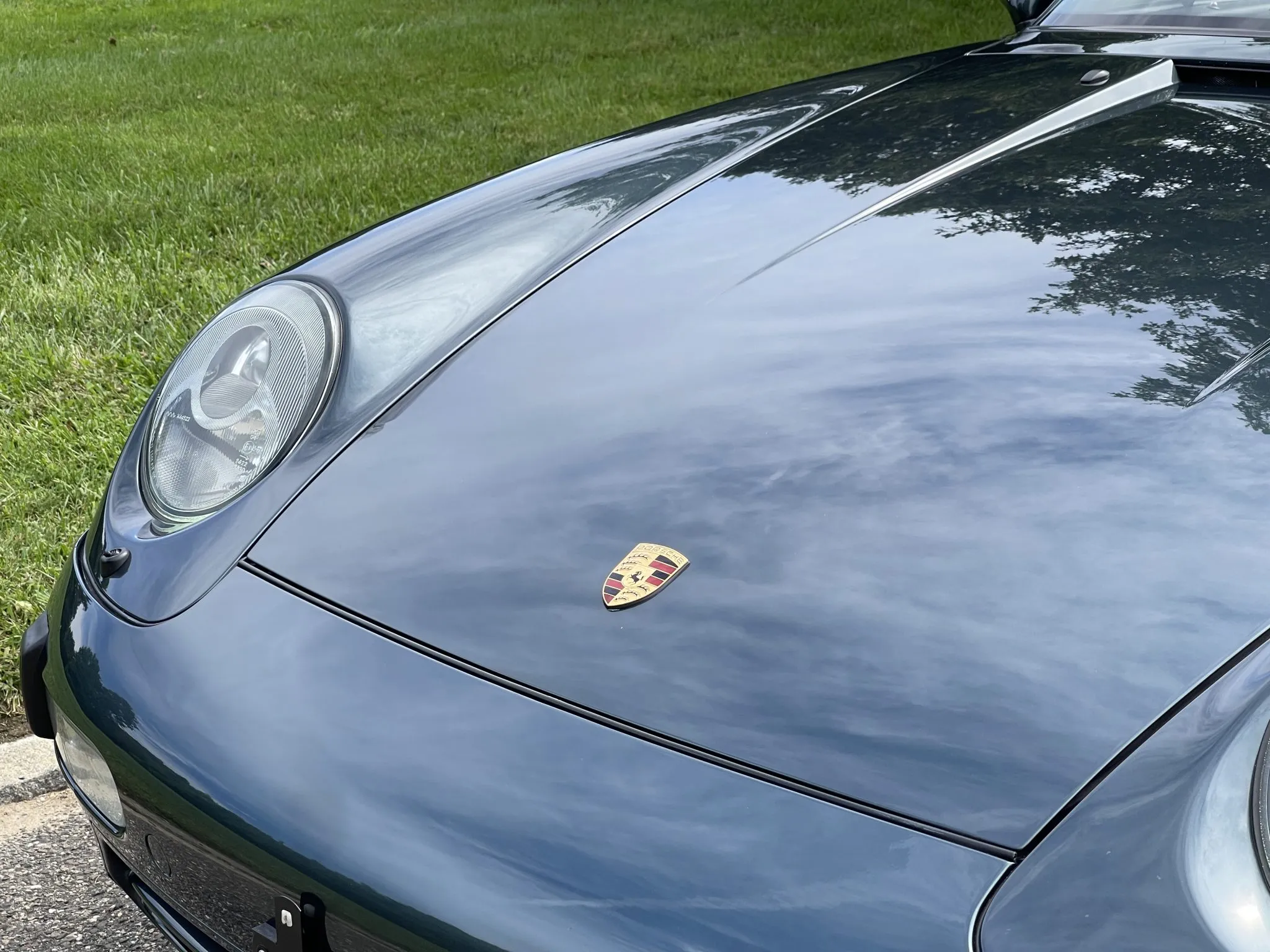 1995 Porsche 911 Carrera 4 Cabriolet in Aventurine Green Metallic