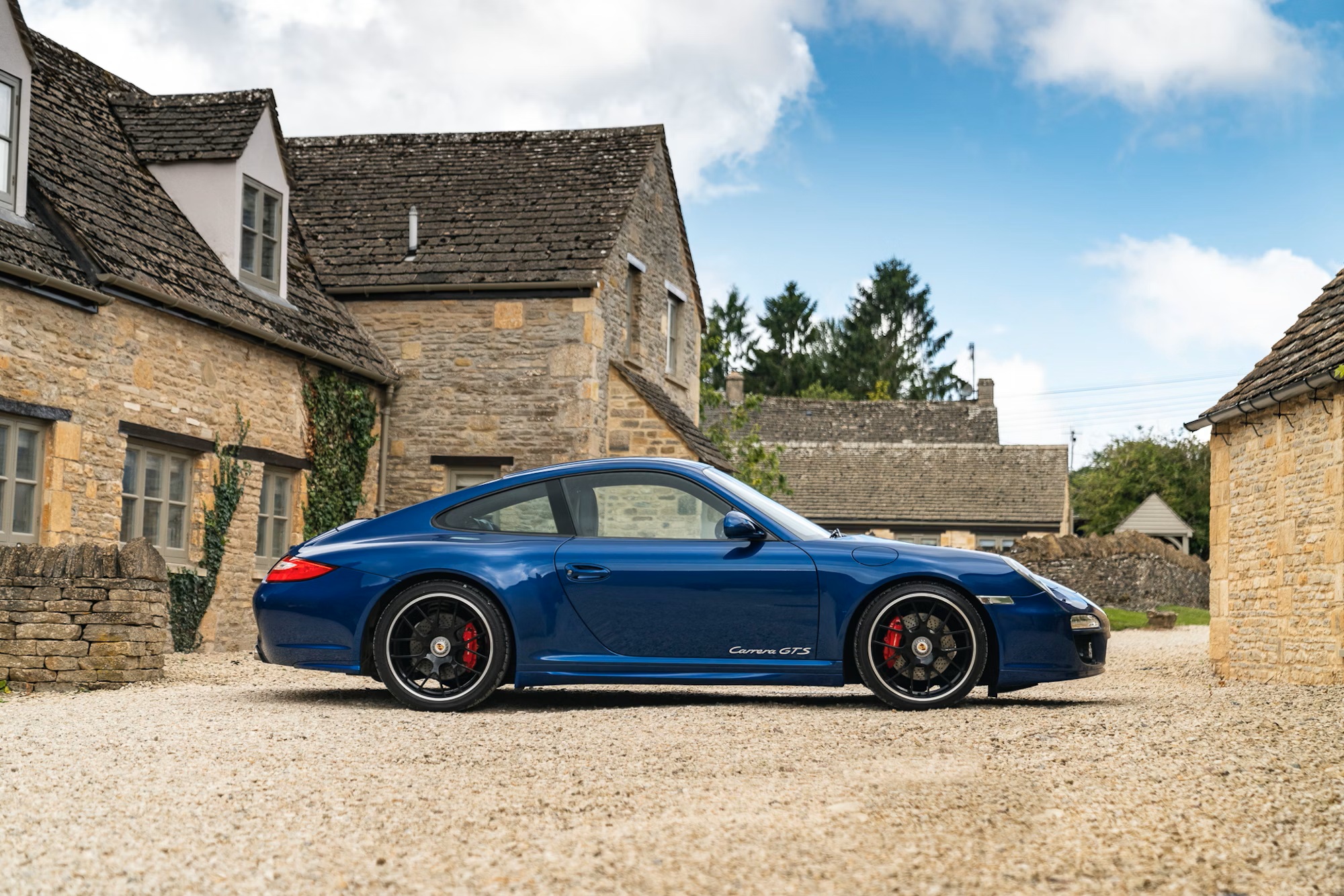 2011 Porsche 911 (997.2) Carrera GTS in Aqua Blue Metallic