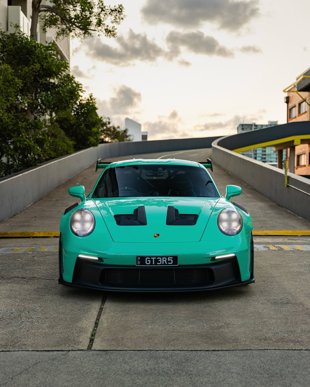 2025 Porsche 911 GT3 RS in Lighter Green
