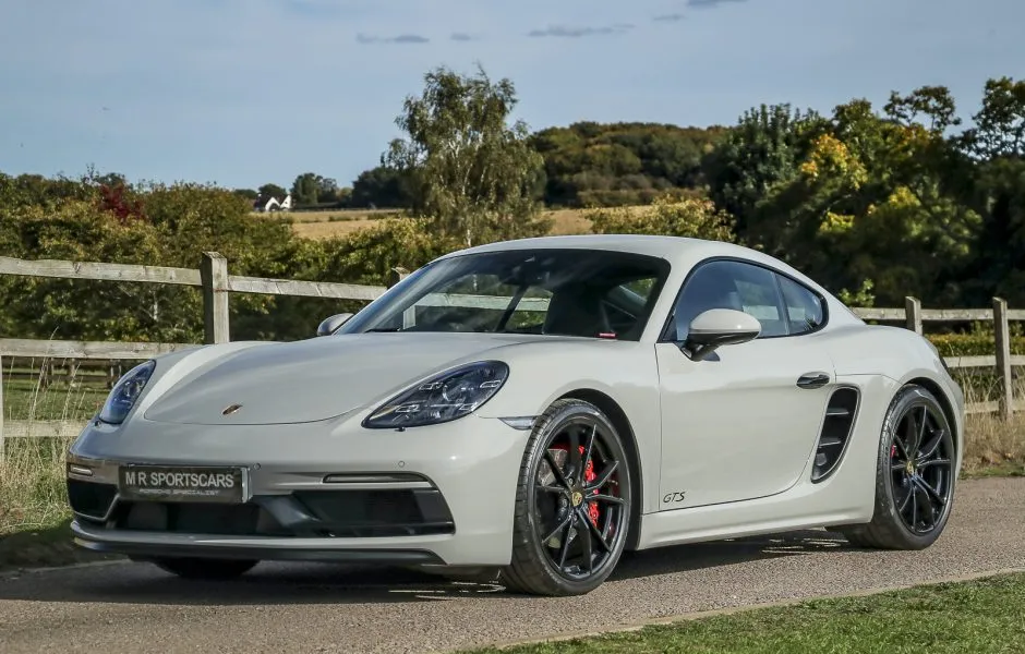 2019 Porsche 718 Cayman GTS in Crayon