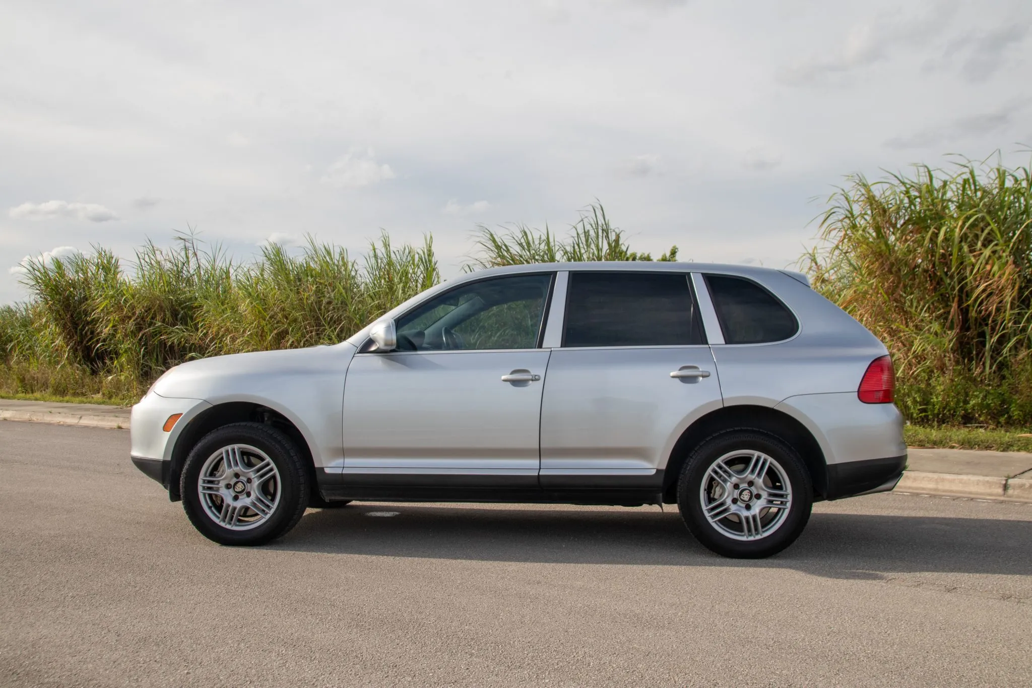 2004 Porsche Cayenne S in Crystal Silver Metallic